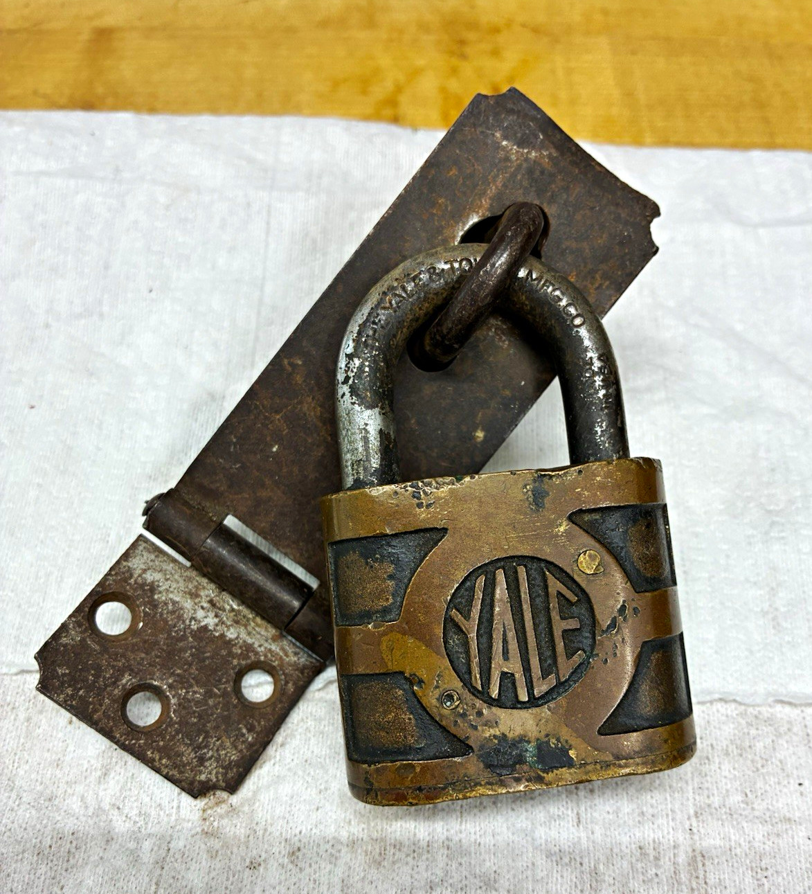 Yale Keyed Padlock w/ Keyway, Brown Body, Traditional Steel Shackle