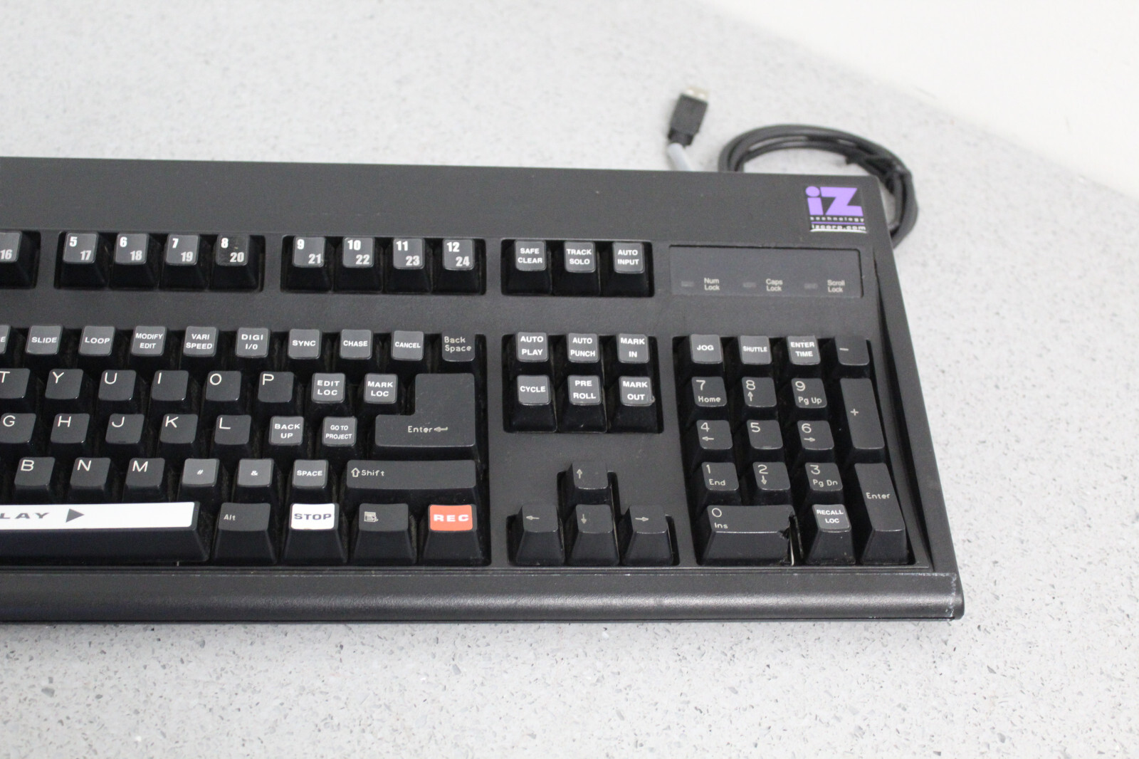 Otari iZ Radar KC-24 USB Remote Control Keyboard READ DESCRIPTION