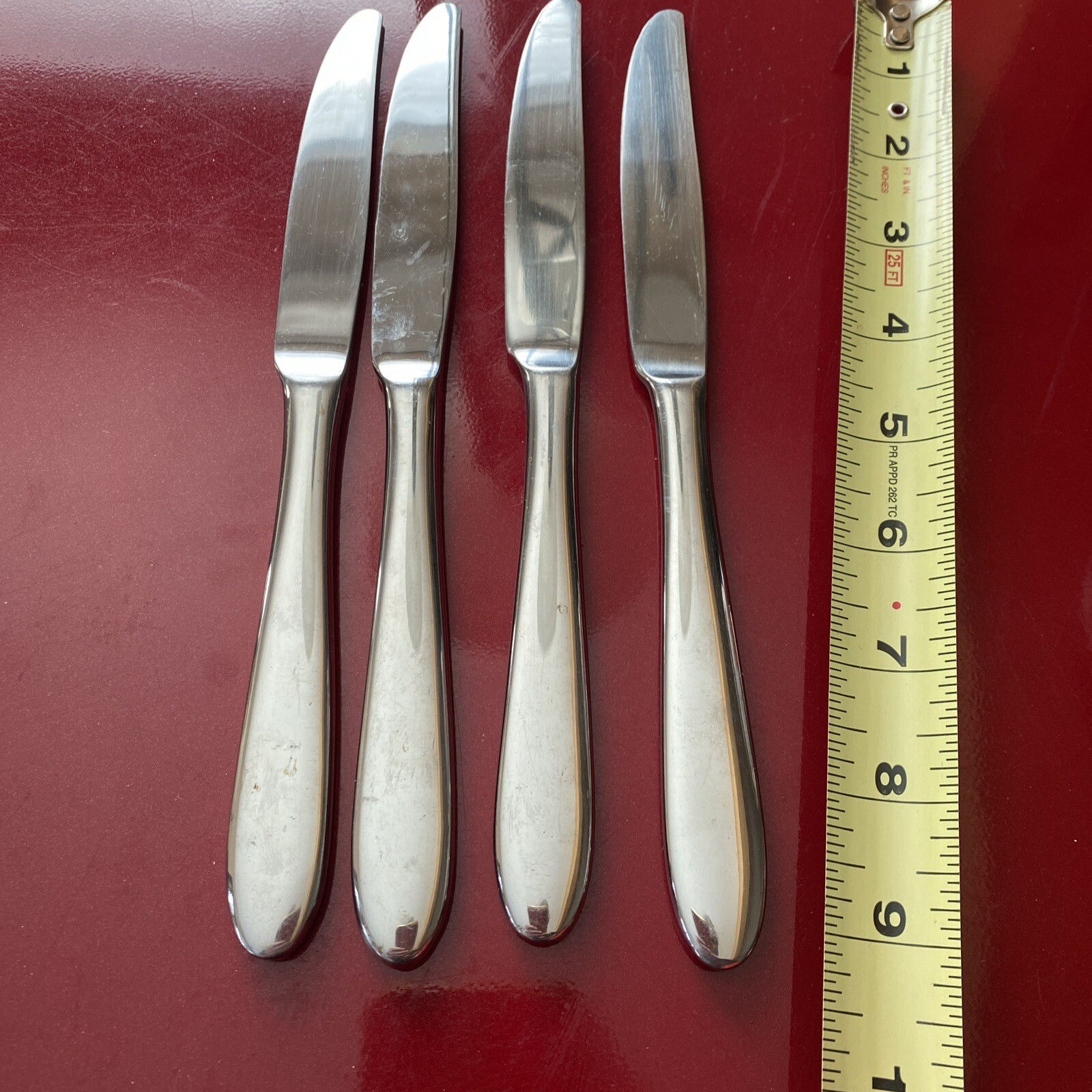 Oneida Mooncrest Trista 4 Dinner Knives Stainless Flatware Glossy