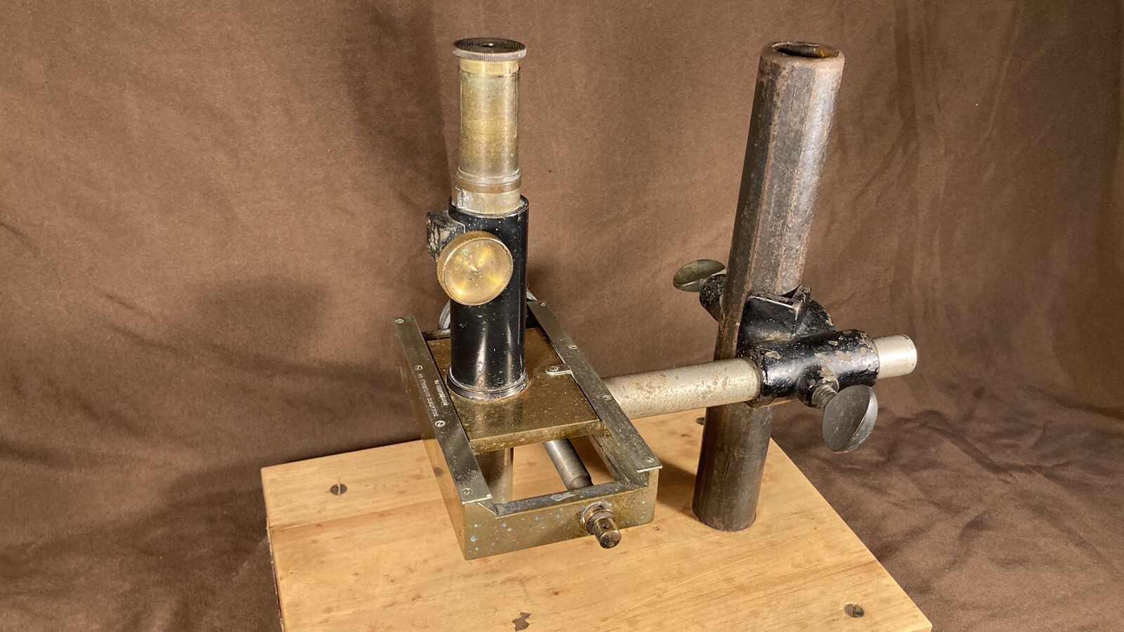 Antique Scientific Materials Co. Microscope / Comparometer ? Lab Equipment