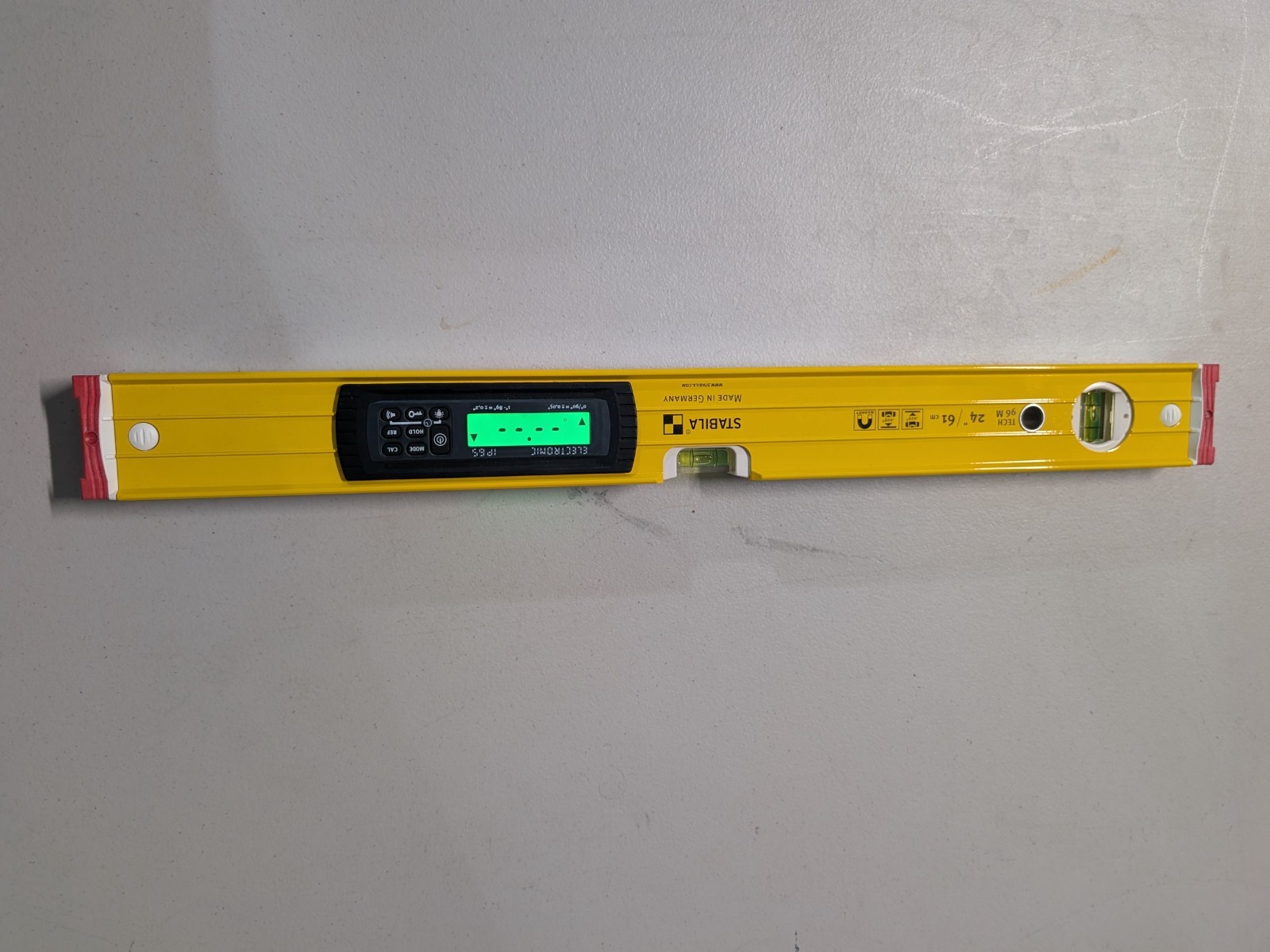 STABILA 36520 TECH LEVEL® Magnetic Digital Electronic Level – 24"