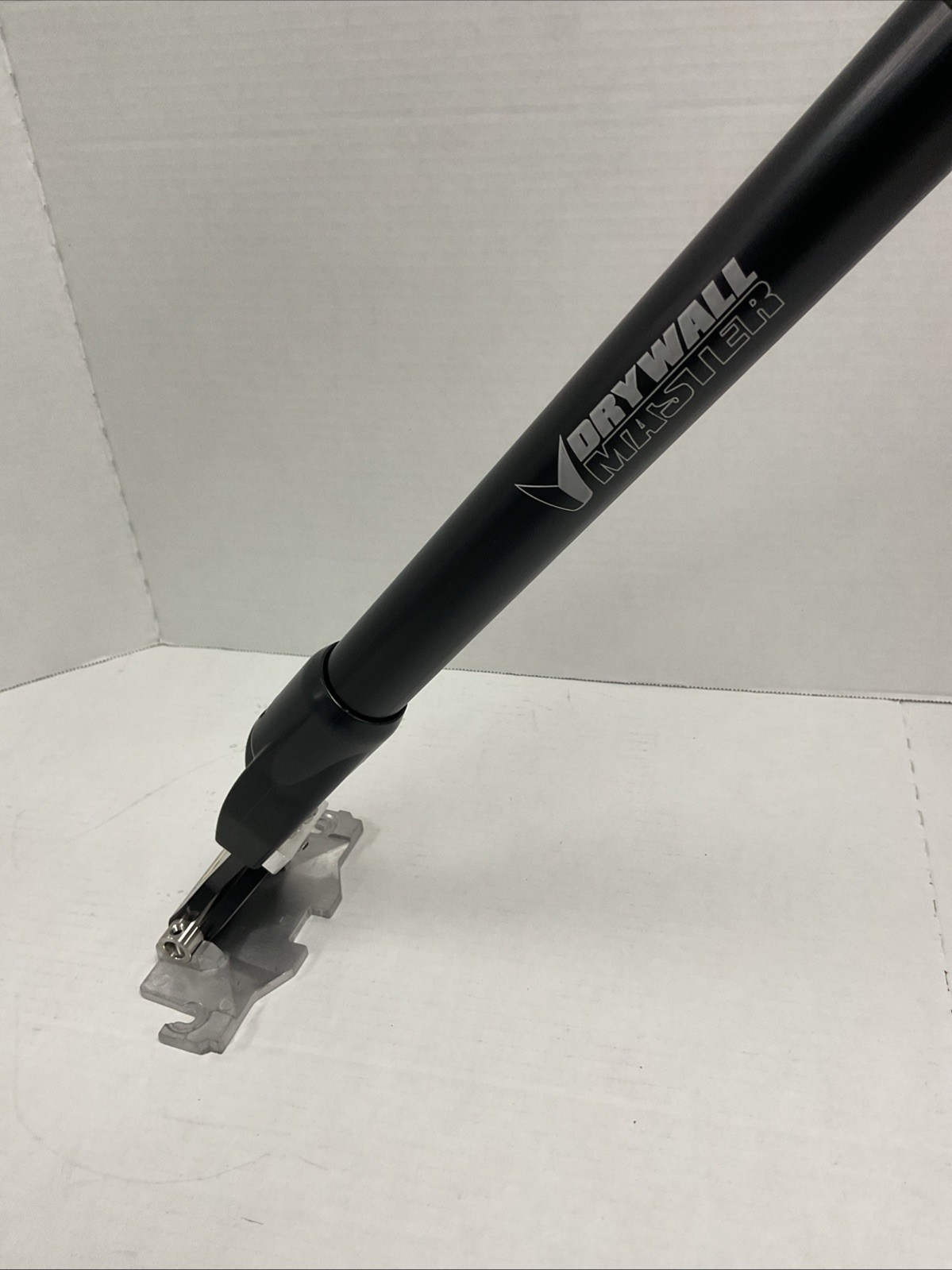Drywall Master Extendable Flat Box Handle Classic (38"-60")