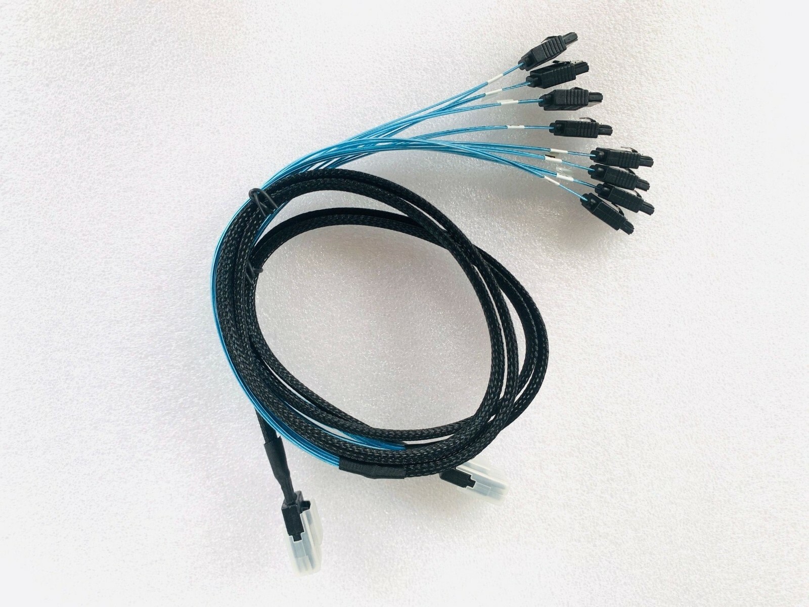 1PCS Mini SAS SFF-8087 36-Pin Male to 4*SATA 7-Pin HD Splitter Breakou Cable