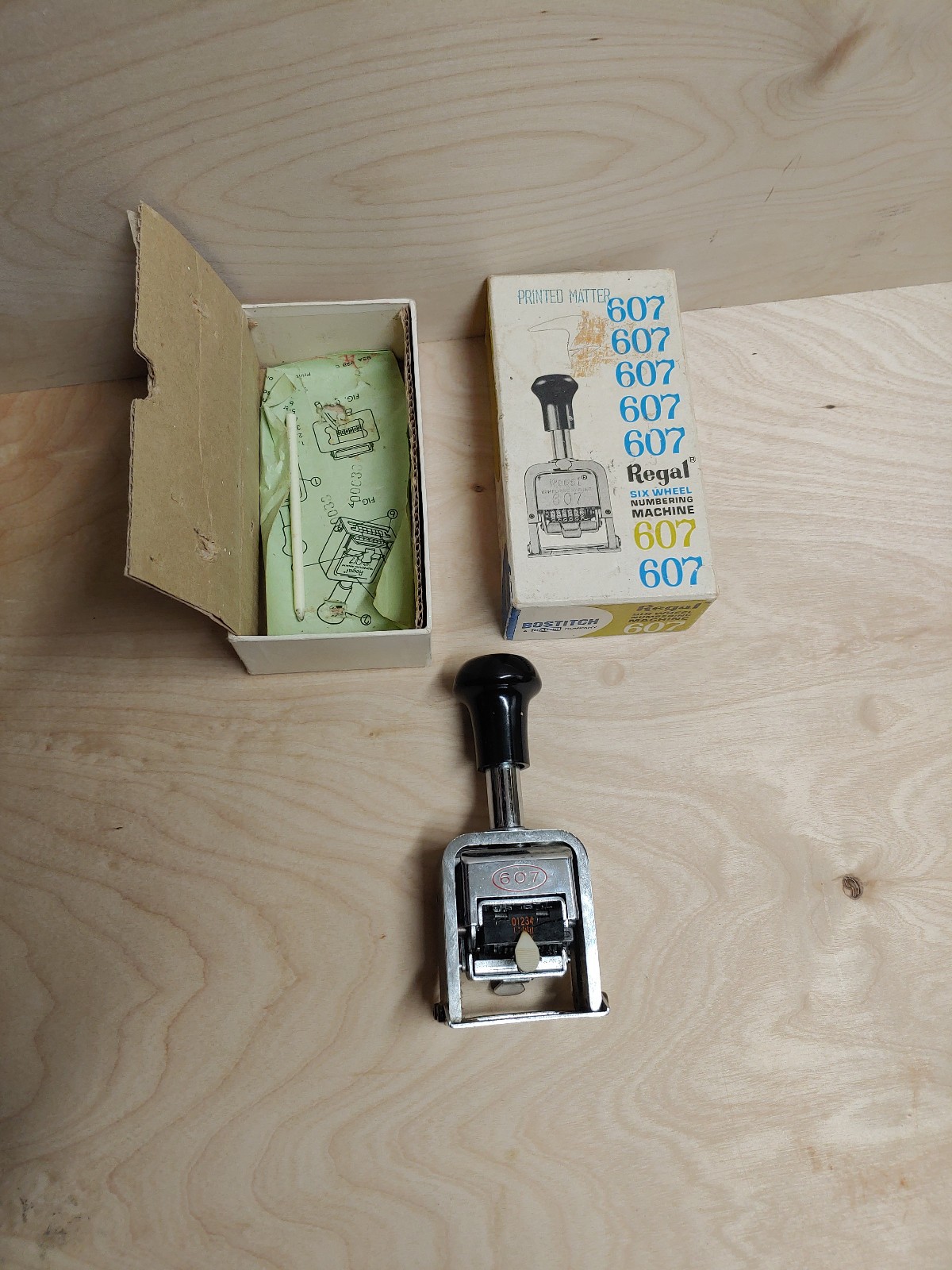 Vintage Bostitch Regal Model 607 Six Wheel Numbering Machine In Original Box