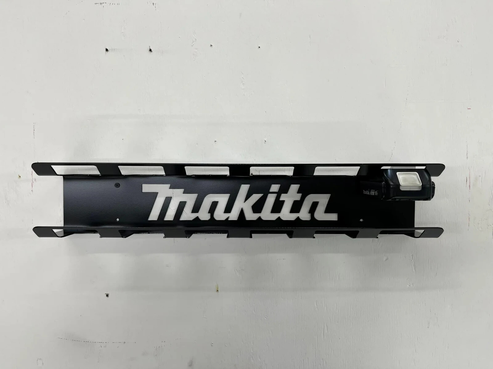 Makita 12 Pack 18V Battery Holder