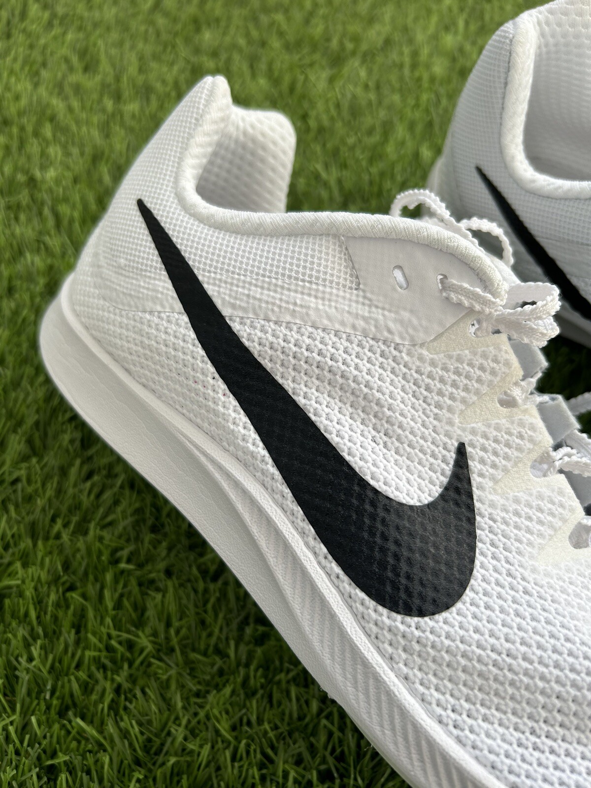 NIKE MENS NIKE RIVAL DISTANCE TRACK AND FIELD SHOES SIZE 11 NWOB WITH SPIKES