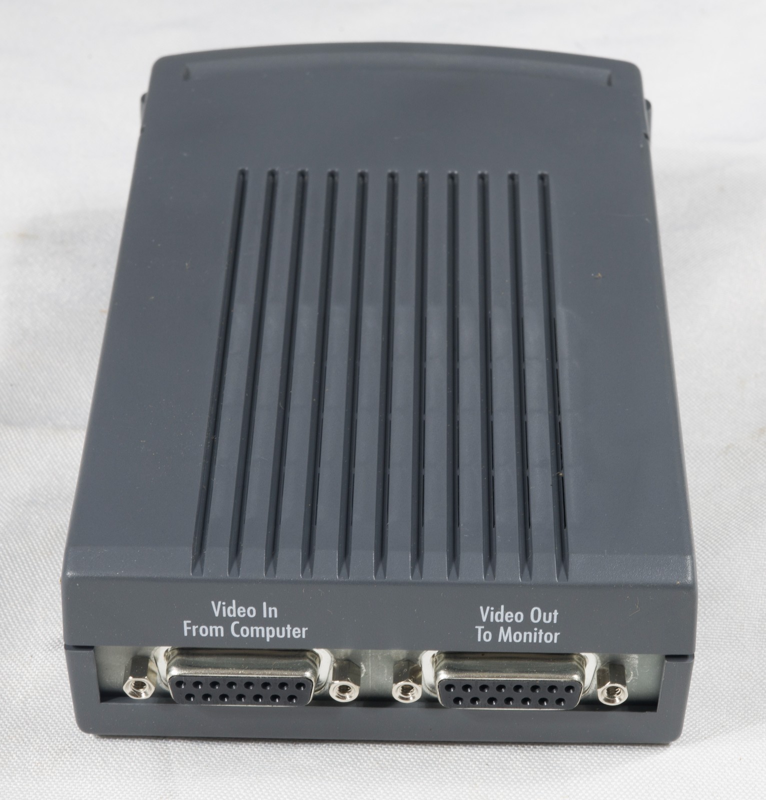 Vintage Apple Presentation System video to S-video composite Focus Enhancments