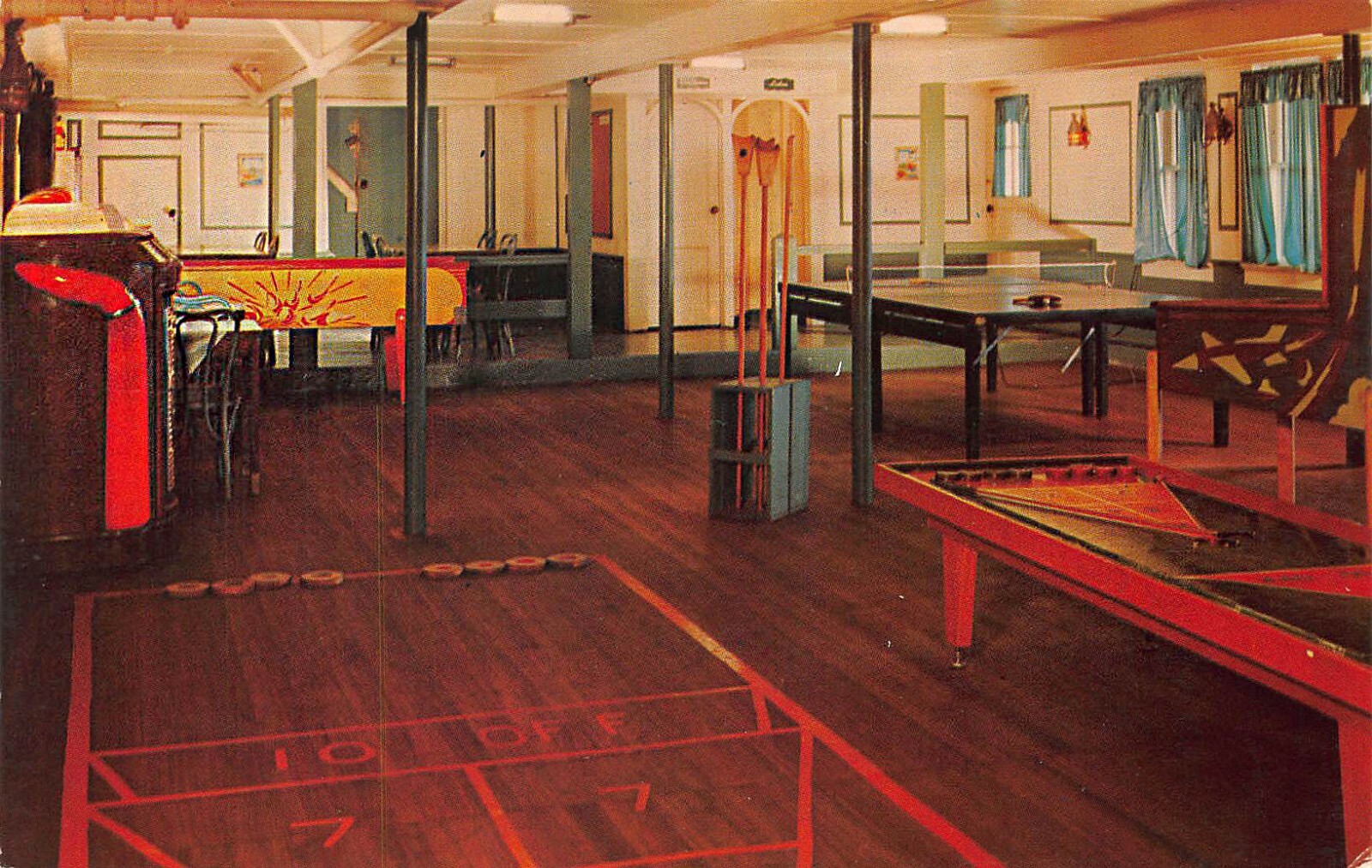 Livingston Manor NY Lake Rest Hotel Rec. Room JukeBox Table Tennis Postcard