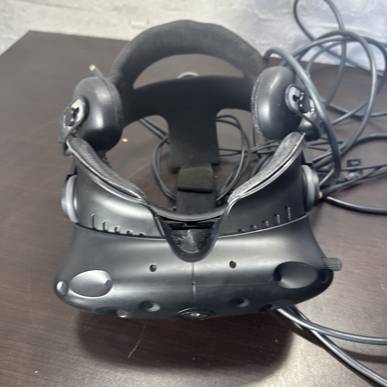 HTC Vive VR Headset w/ Extras And Cables