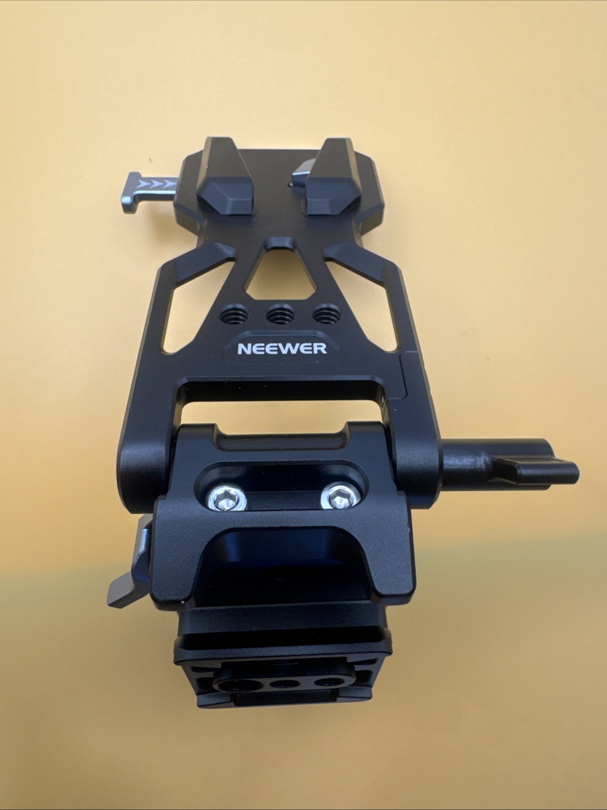 NEEWER Camera Mount Plate with Vertical Bracket PS015 Pro Open Box New