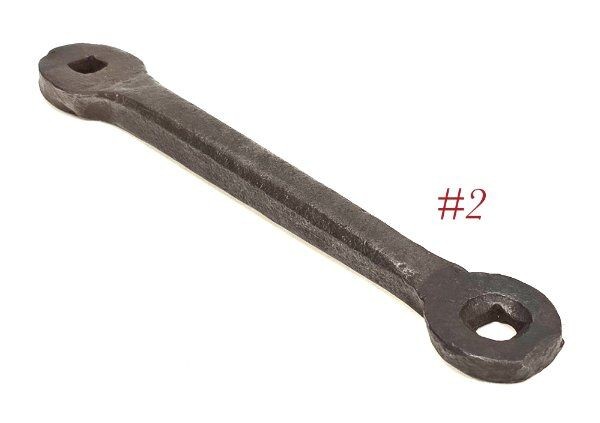 iron BLACKSMITH NAIL BOLT HEADER TOOL 1/2 inch