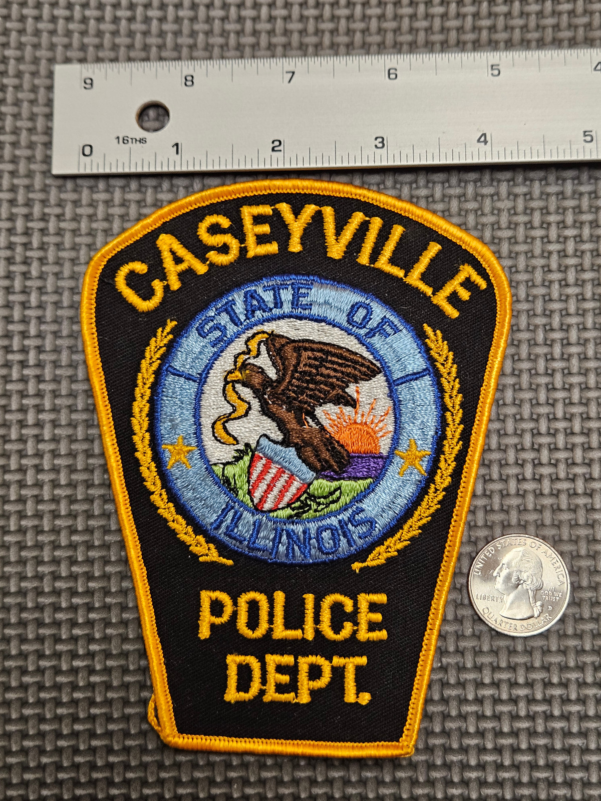 CASEYVILLE (VINTAGE ORIGINAL CC BACKING) ILLINOIS POLICE COLLECTIBLE PATCH