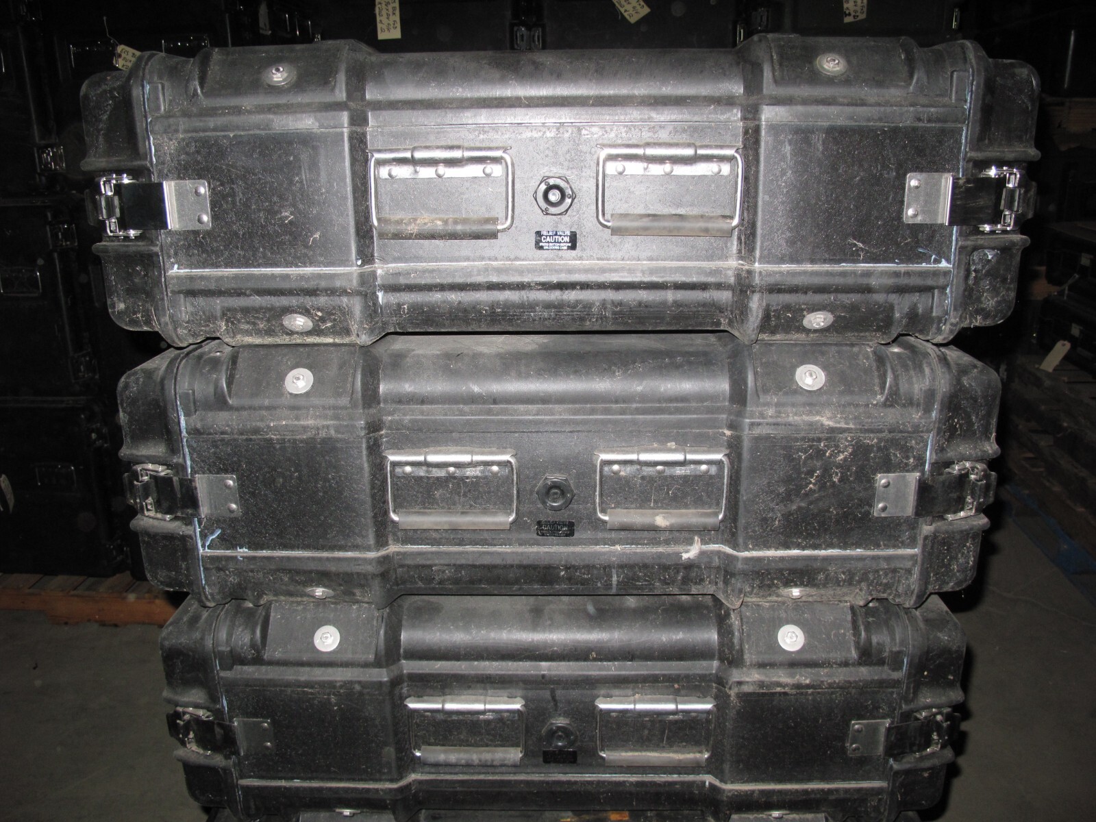 Rackmount 4U 19x24 ECS Composite Shockmount Electronics Black Equipment Case