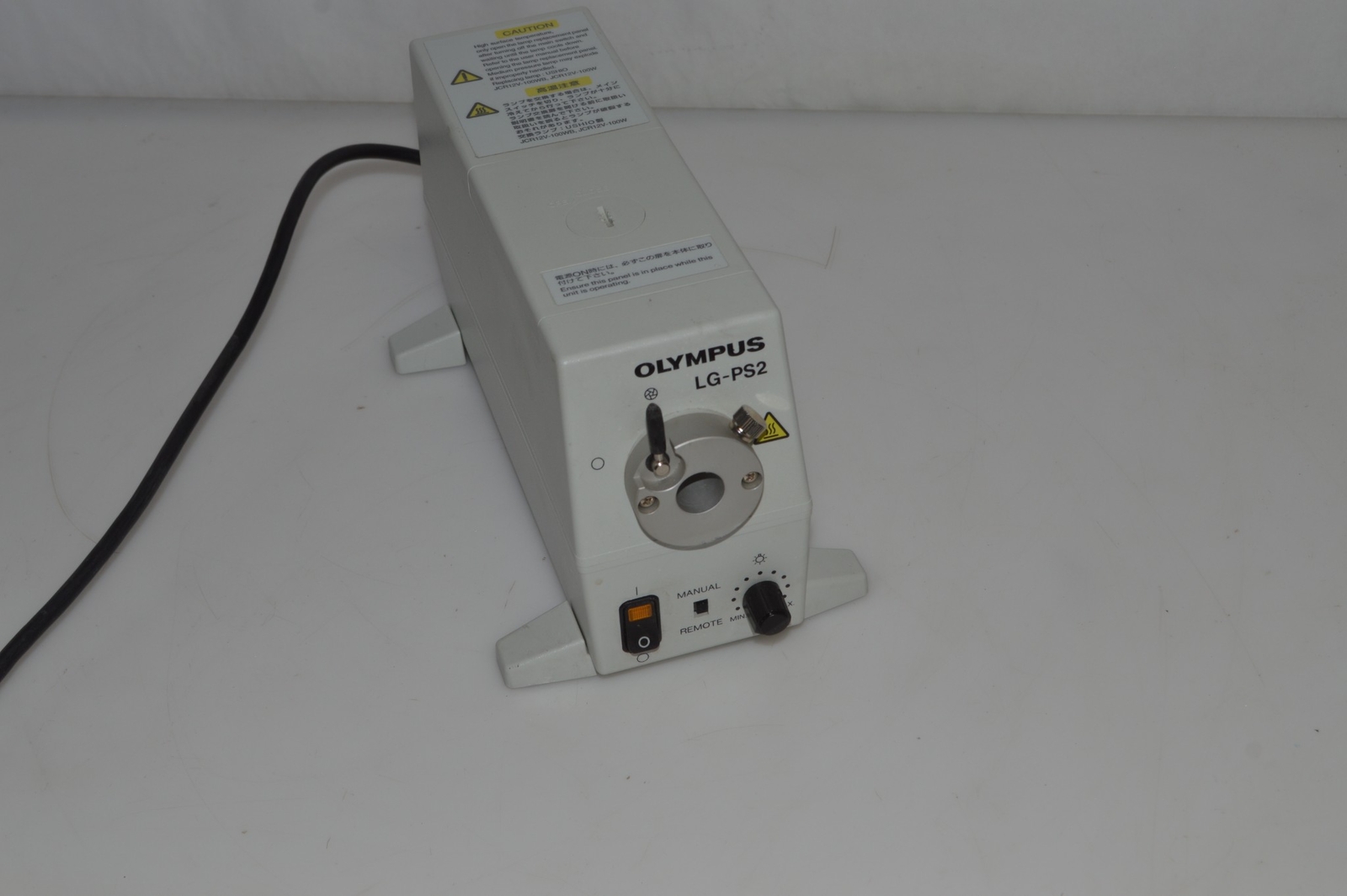 Olympus LG-PS2 FIBER OPTIC HALOGEN LIGHT SOURCE  (QPY47)