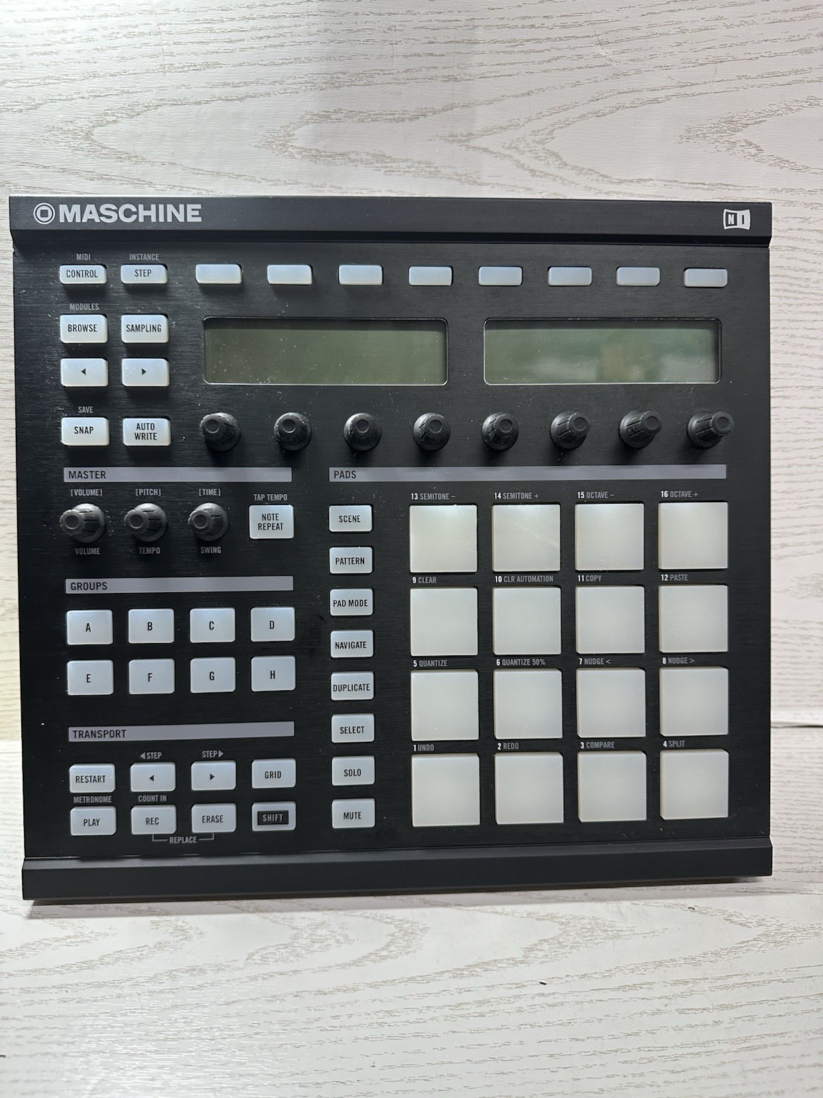Native Instruments Maschine MK1 MIDI Controller Hardware Only