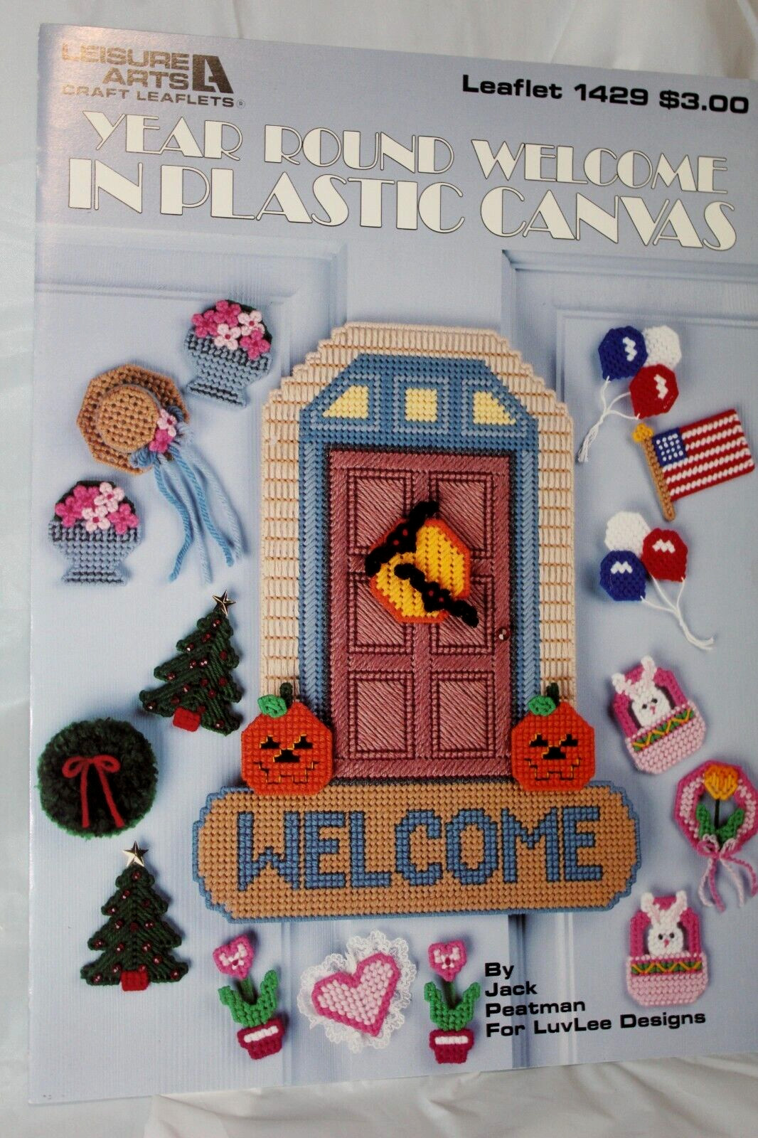Year Round Welcome in Plastic Canvas Pattern  #1429