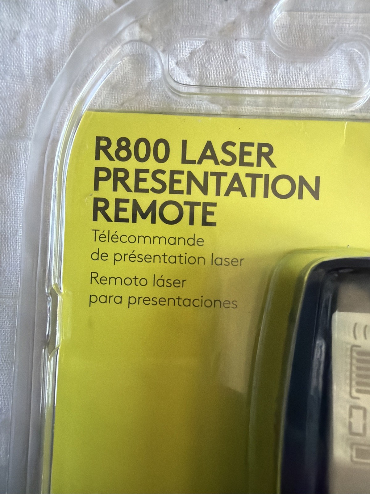 Logitech R800 Laser Presentation Remote Control - Black