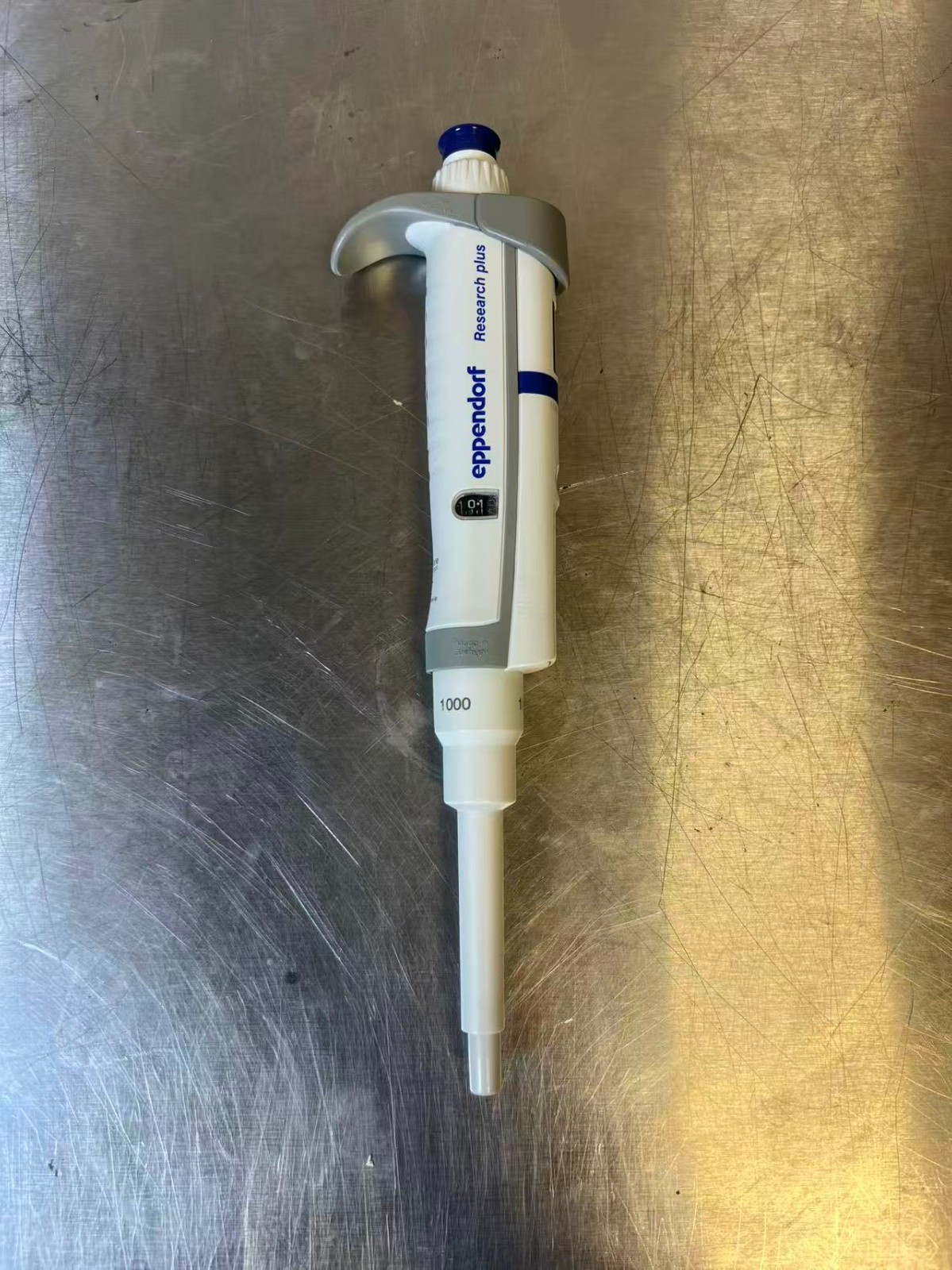 Eppendorf Research Plus single channel Pipette – Choose Size