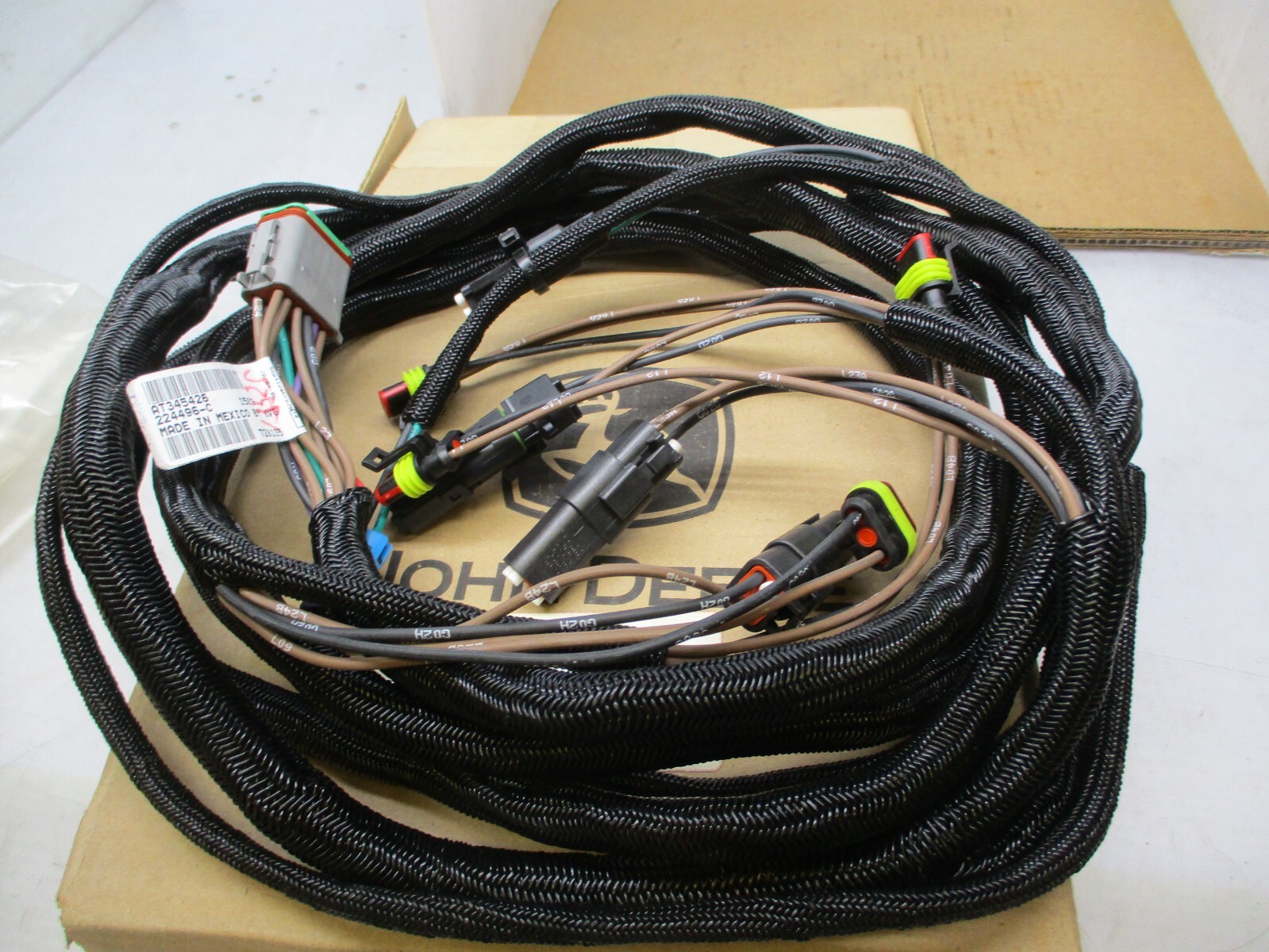 John Deere AT345426 Rear Frame Wiring Harnesses