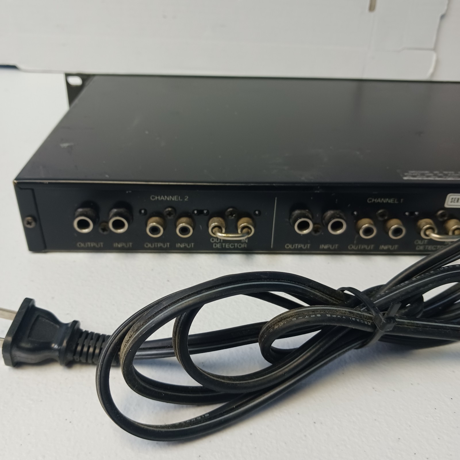 Yamaha GC2020 2-Channel Stereo Compressor Limiter Rackmount Dynamic Processor