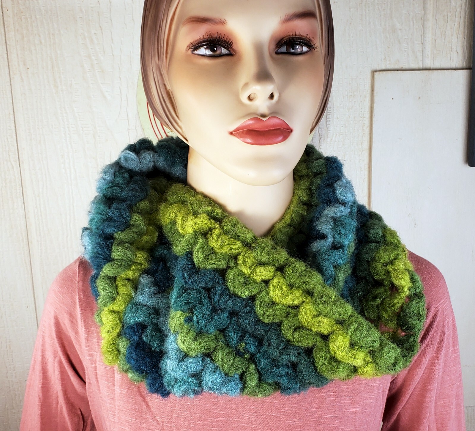 Heart Design Scarf   ** Mesmerizing Meadow ** Handmade-Neck Warmer Muffler Snood