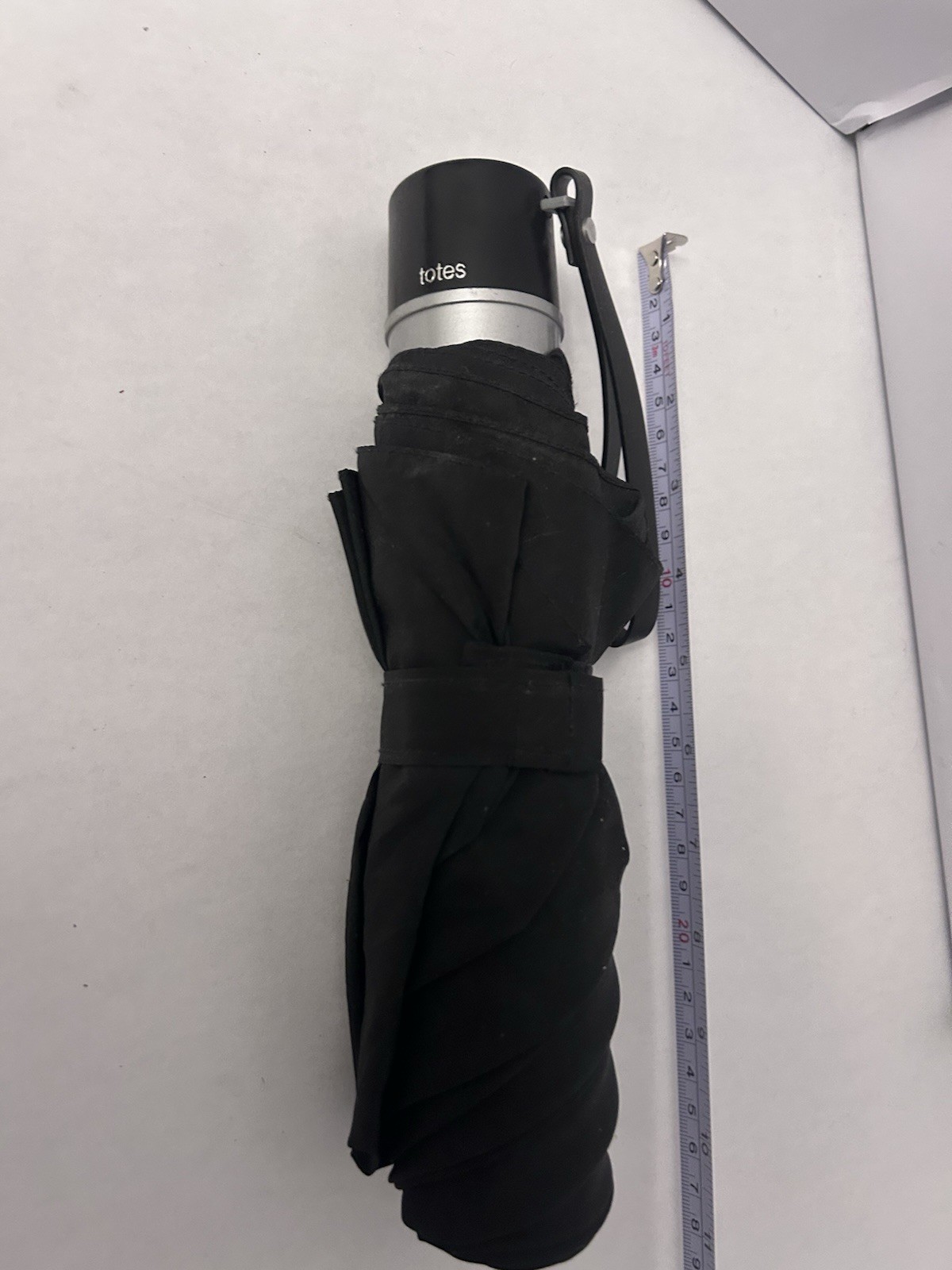 Totes Black foldable umbrella used