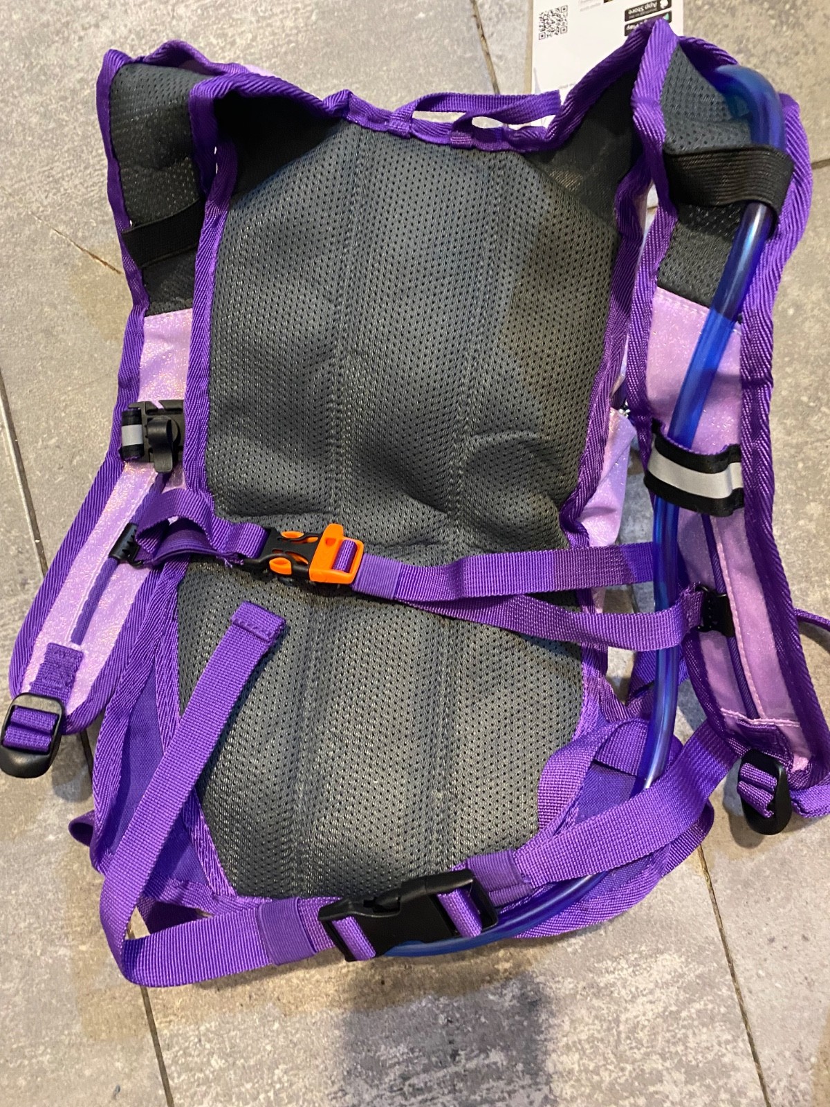 NEW Nepest Hydration Backpack 2L Water Bladder Hiking Running