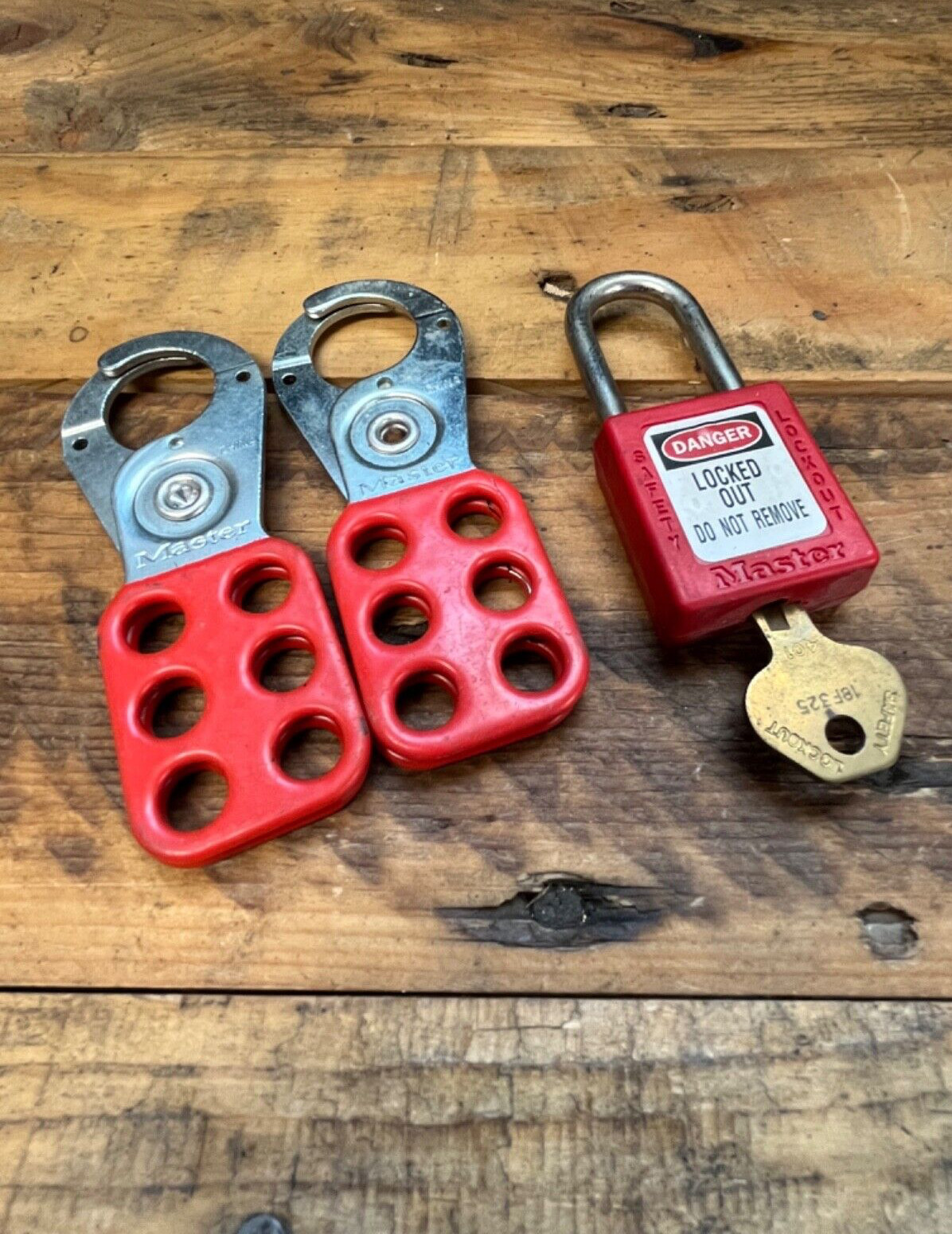 Master Lock "Safety Lock Out" Red Safety Key Padlock + 2 Hasp - used
