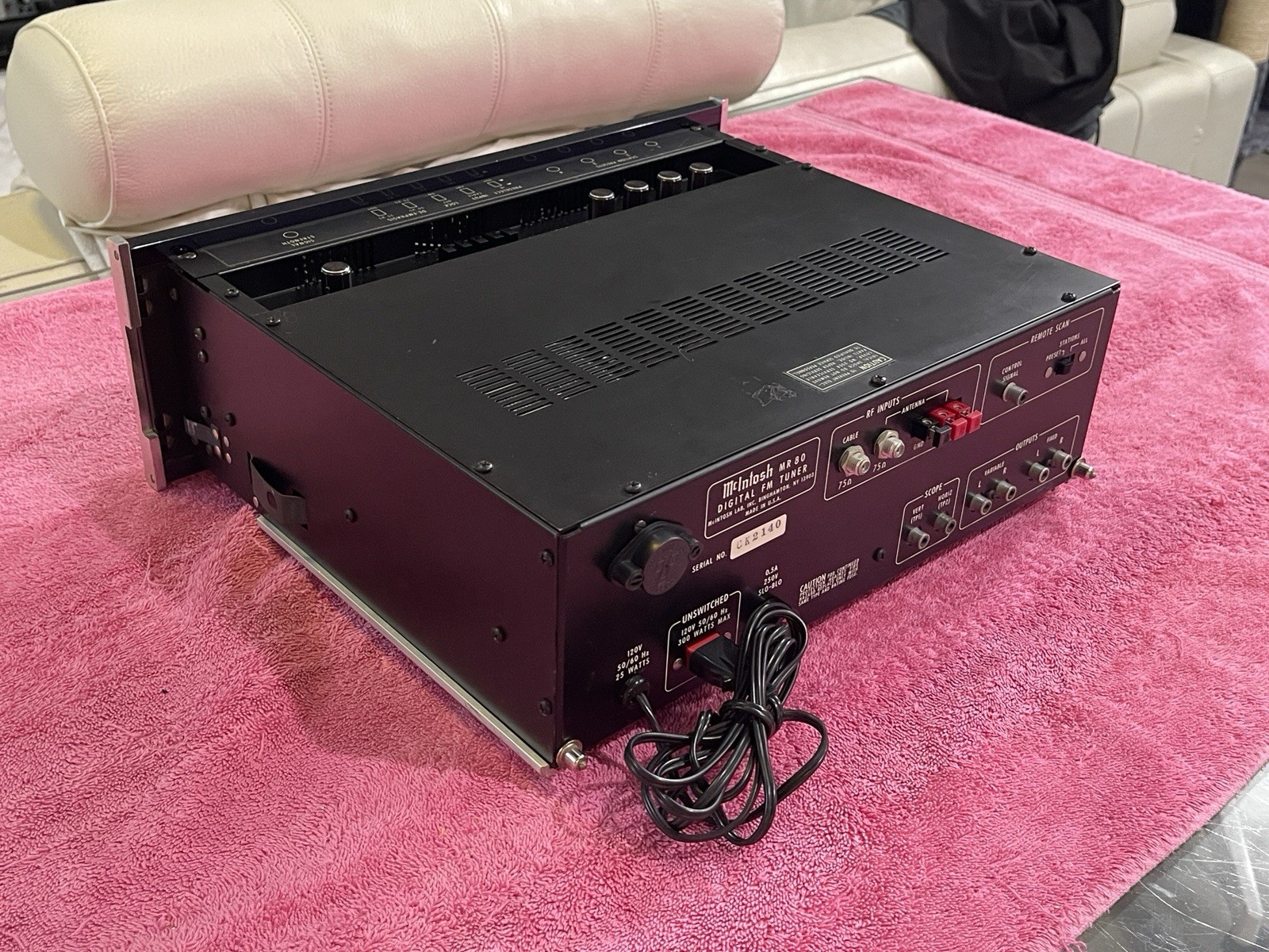 McIntosh MR80 FM Tunner