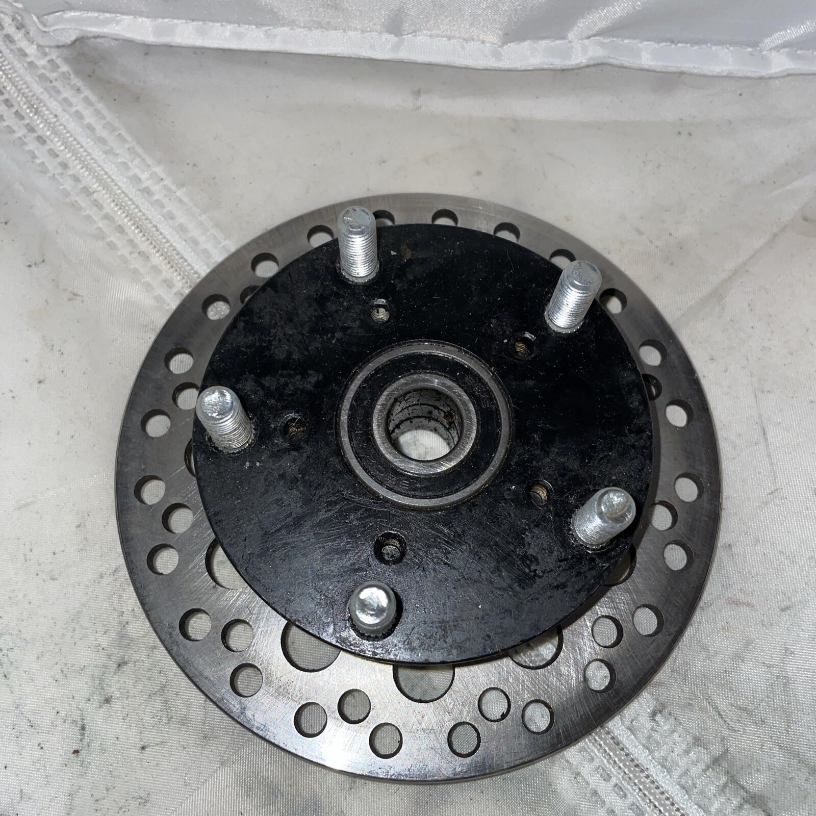 Front Solid Wheel Hub For A Pride Mobility Scooter H173