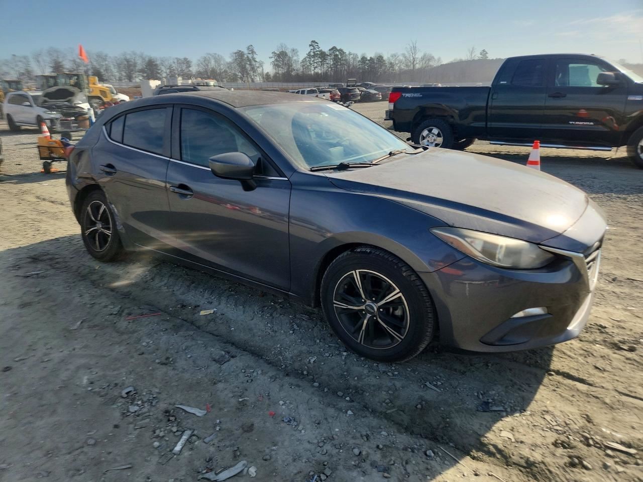 3 2014 Glove Box 5015574