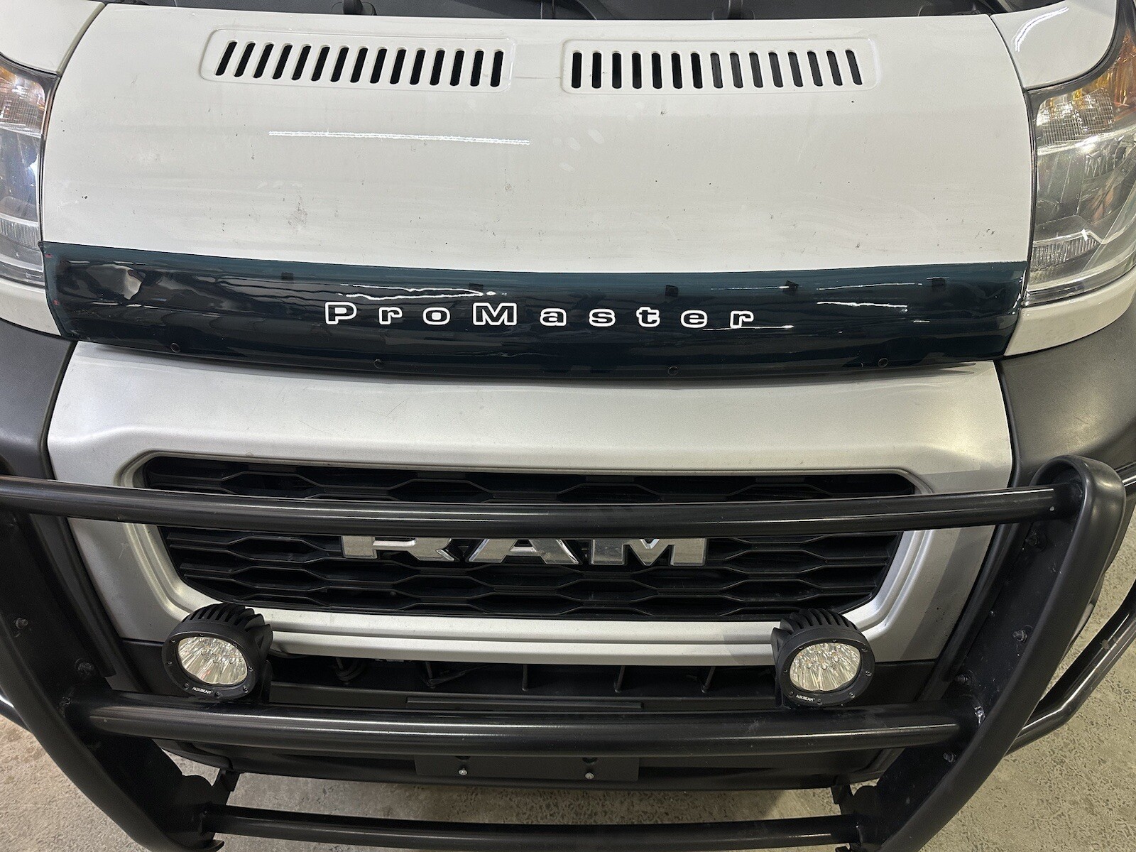 Hood Deflector for Ram Promaster Bug Shield 2014-2022 1500 2500 3500 Guard