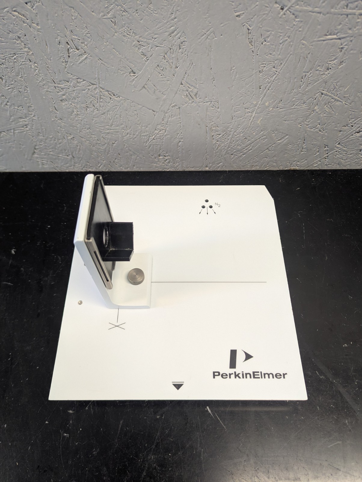 PE Perkin Elmer Diffuse Reflectance Sampling Accessory FT-IR Spectrum