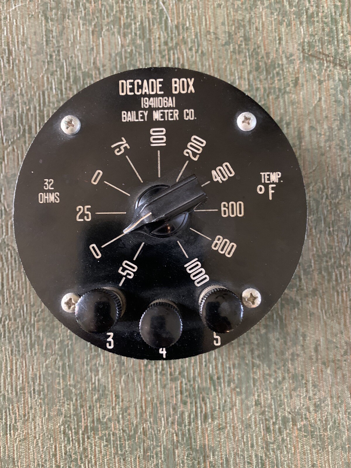 Vintage Bailey Meter Co Decade Box 32ohm