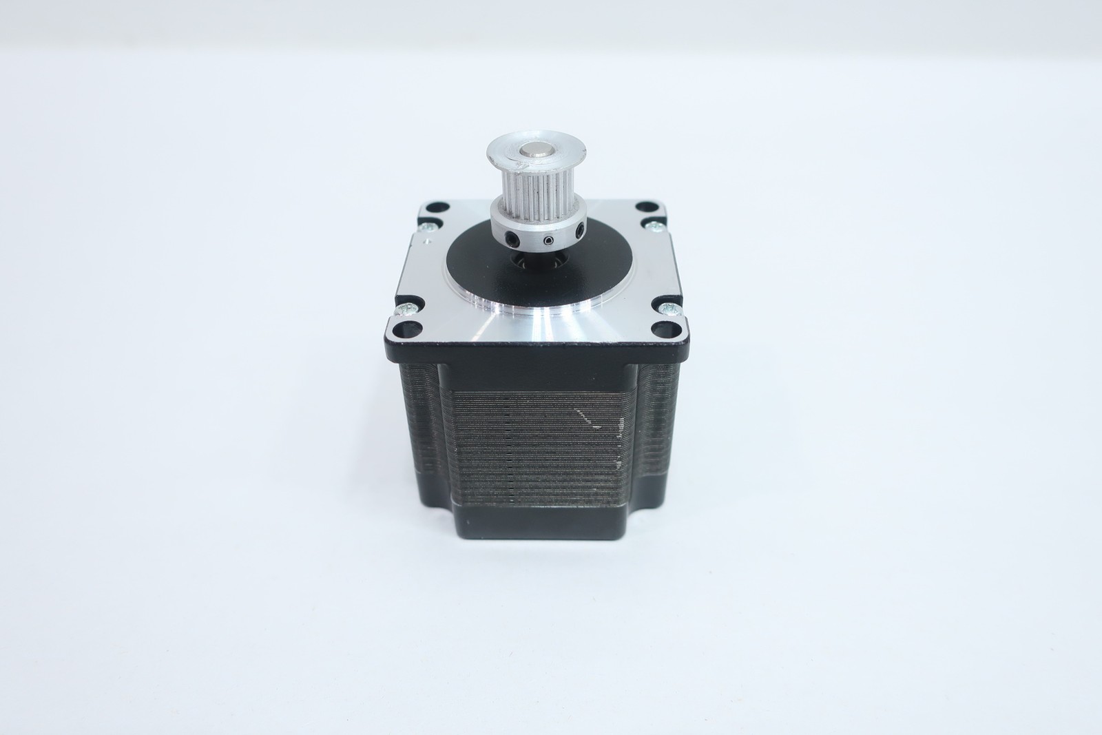 Lin Engineering 5718M-04S-09RO Stepper Motor