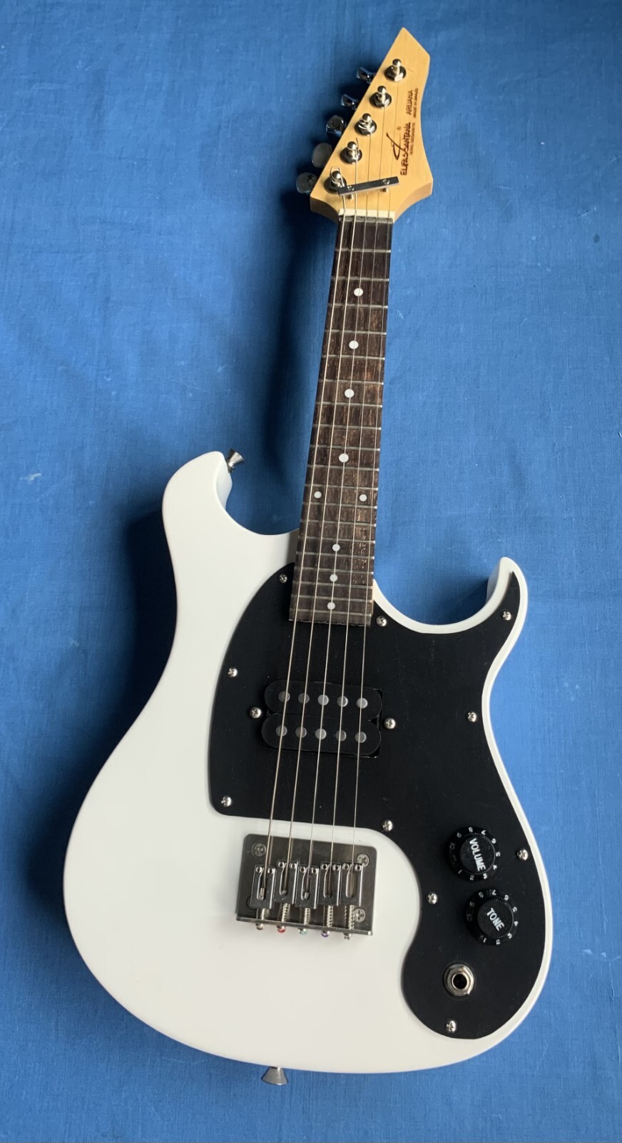 ELIFAS SANTANA 25" BRAZILIAN HANDMADE ELECTRIC GUITARRA BAIANA SNOW WHITE GUITAR