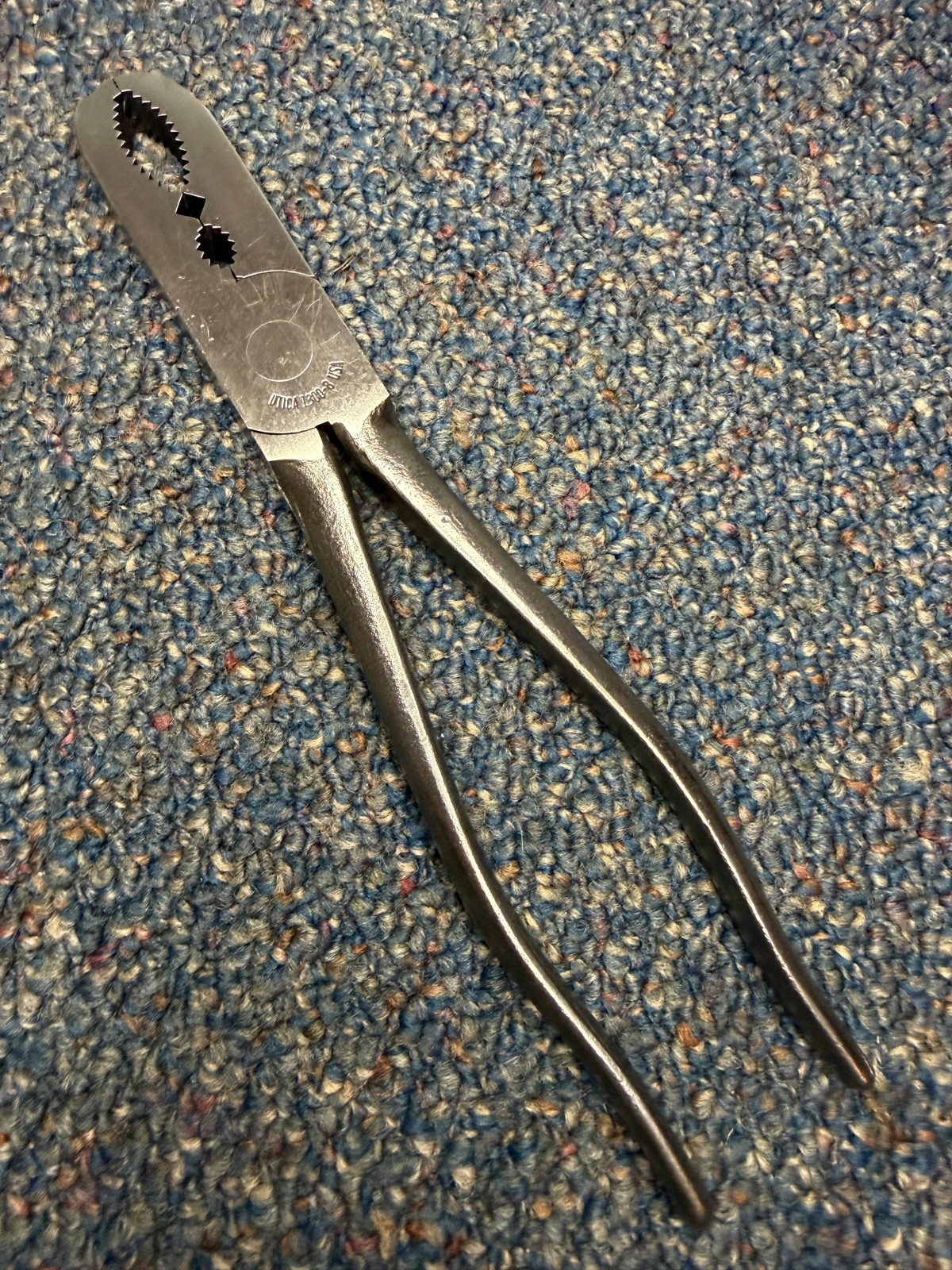 Vtg Utica 1300-8 gas & burner pliers, vg condition