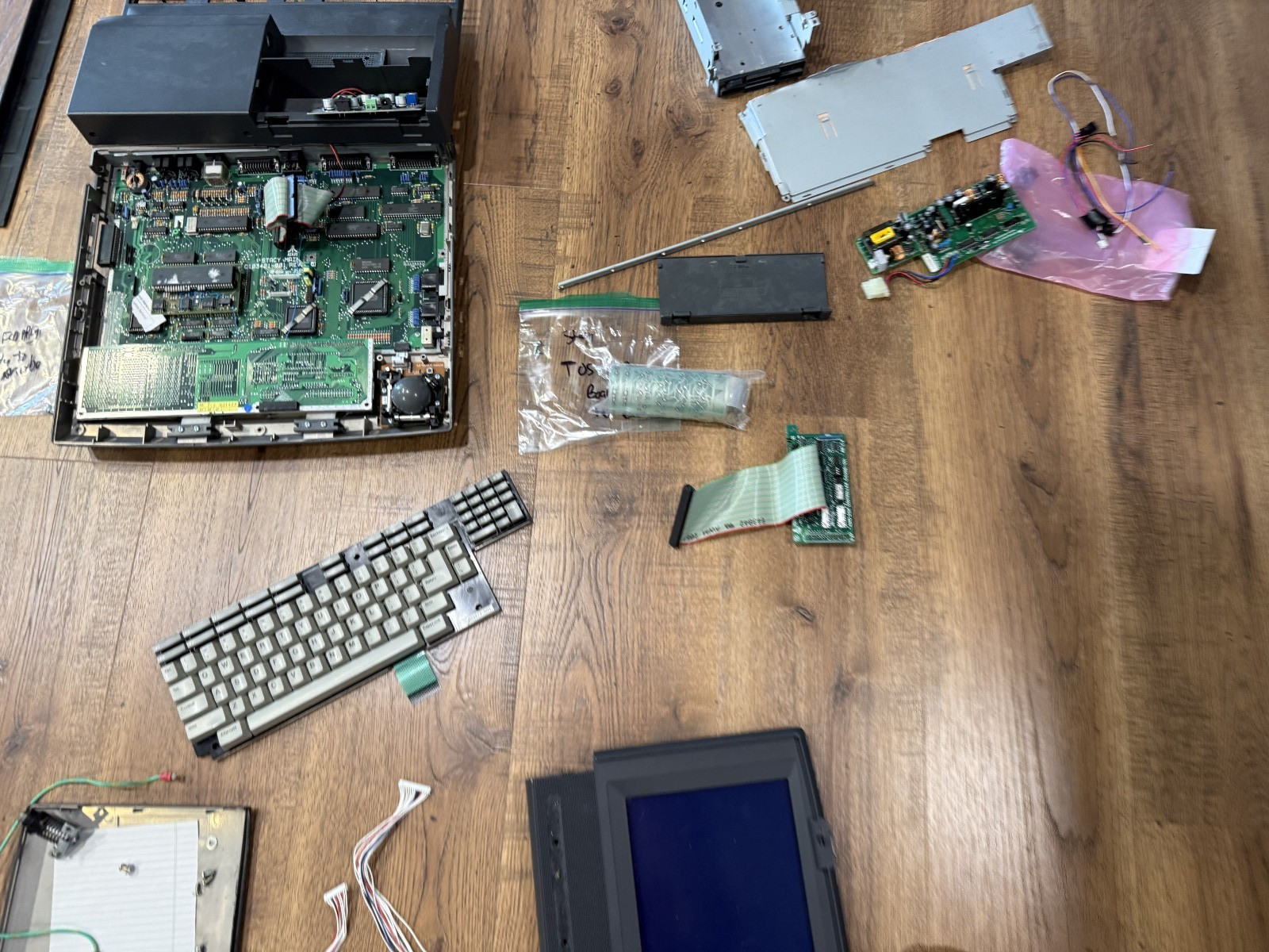 Atari STacy laptop computer 4mb with 25mhz Accelerator AS-IS