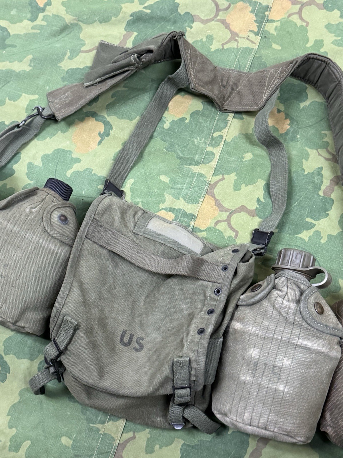 Early Vietnam War U.S. Field Gear Set