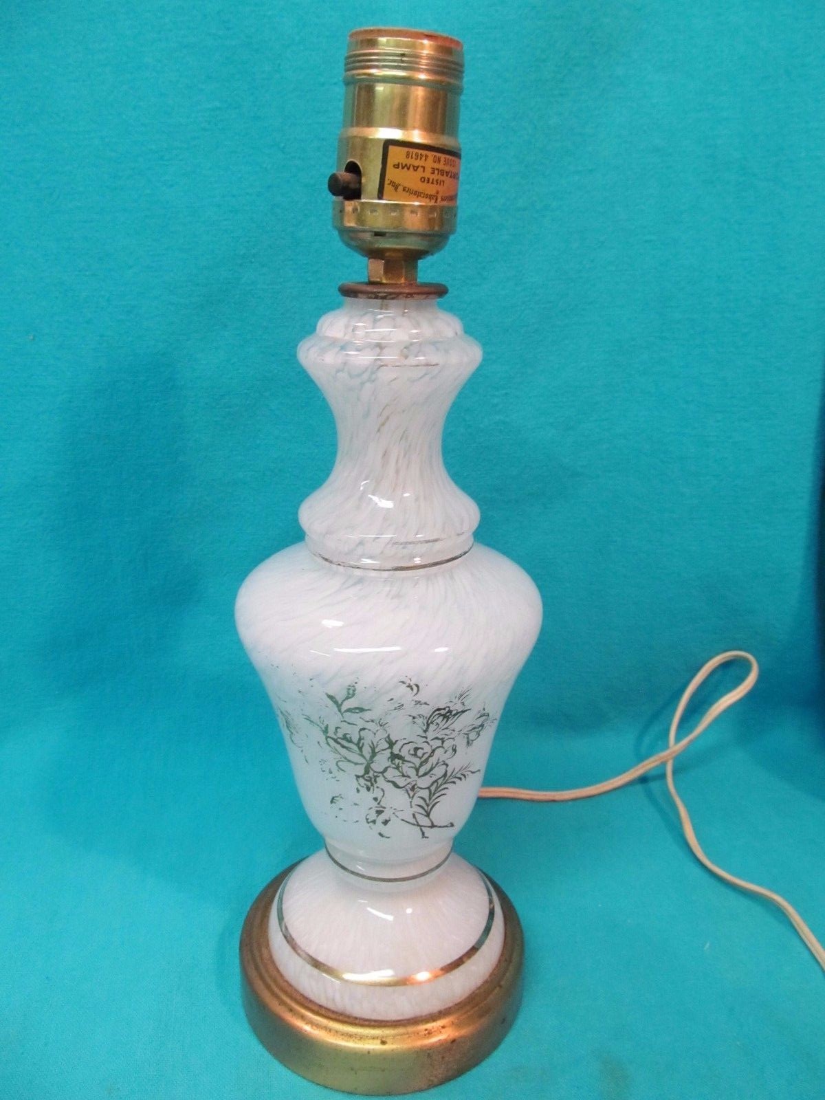 12 3/4" MID-CENTURY MODERN FRANCE HANDCRAFTED WHITE SWIRL ART GLASS TABLE LAMP