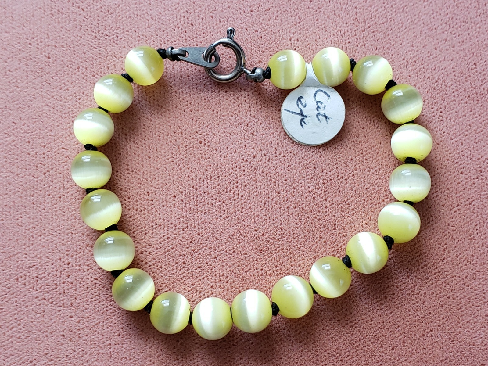 GENUINE * CAT'S EYE * BRACELET 7.5" Long, 8 mm BEADS, Hand-Made in USA
