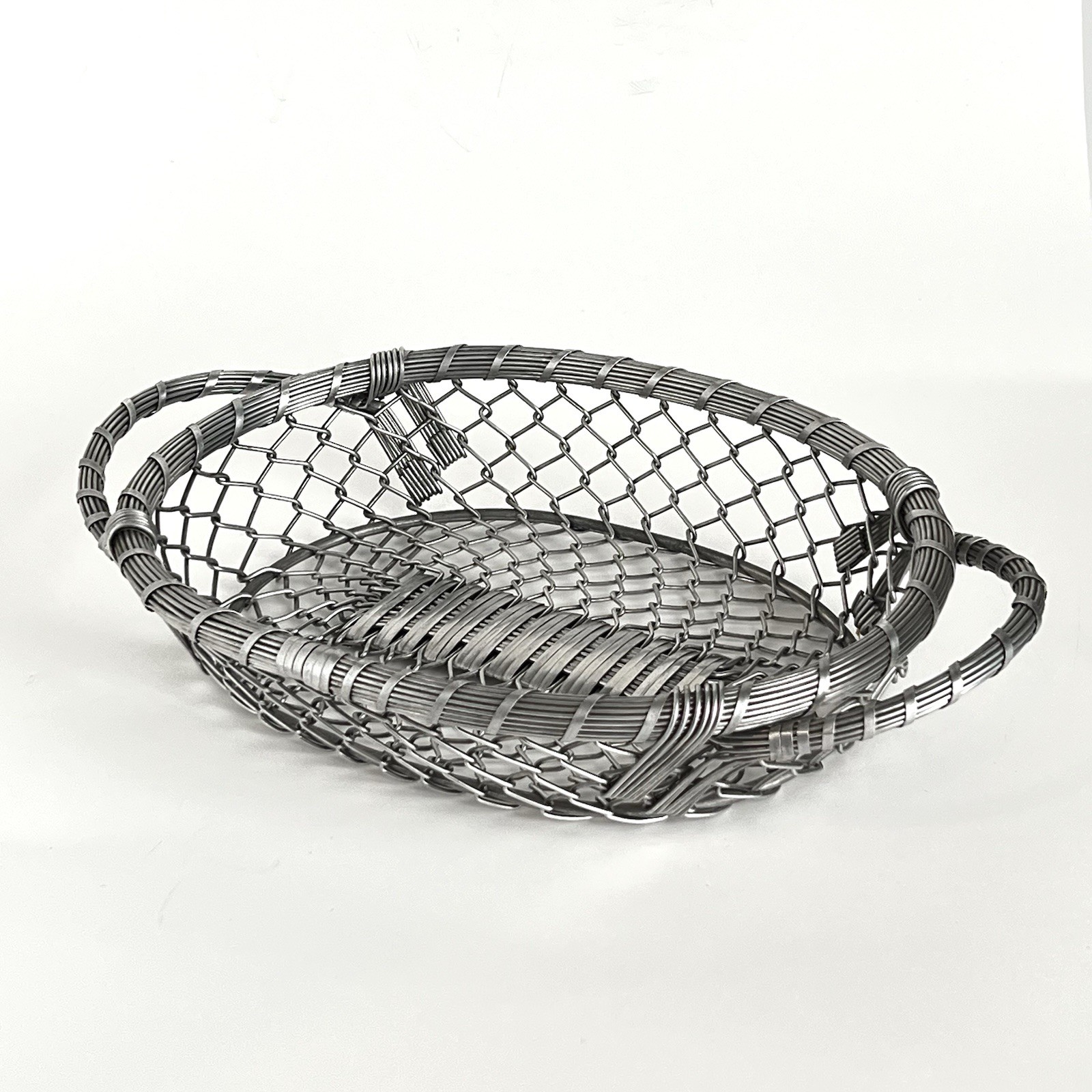 Vintage Oval Woven Aluminum Basket with handles Farmhouse Country 9x14”