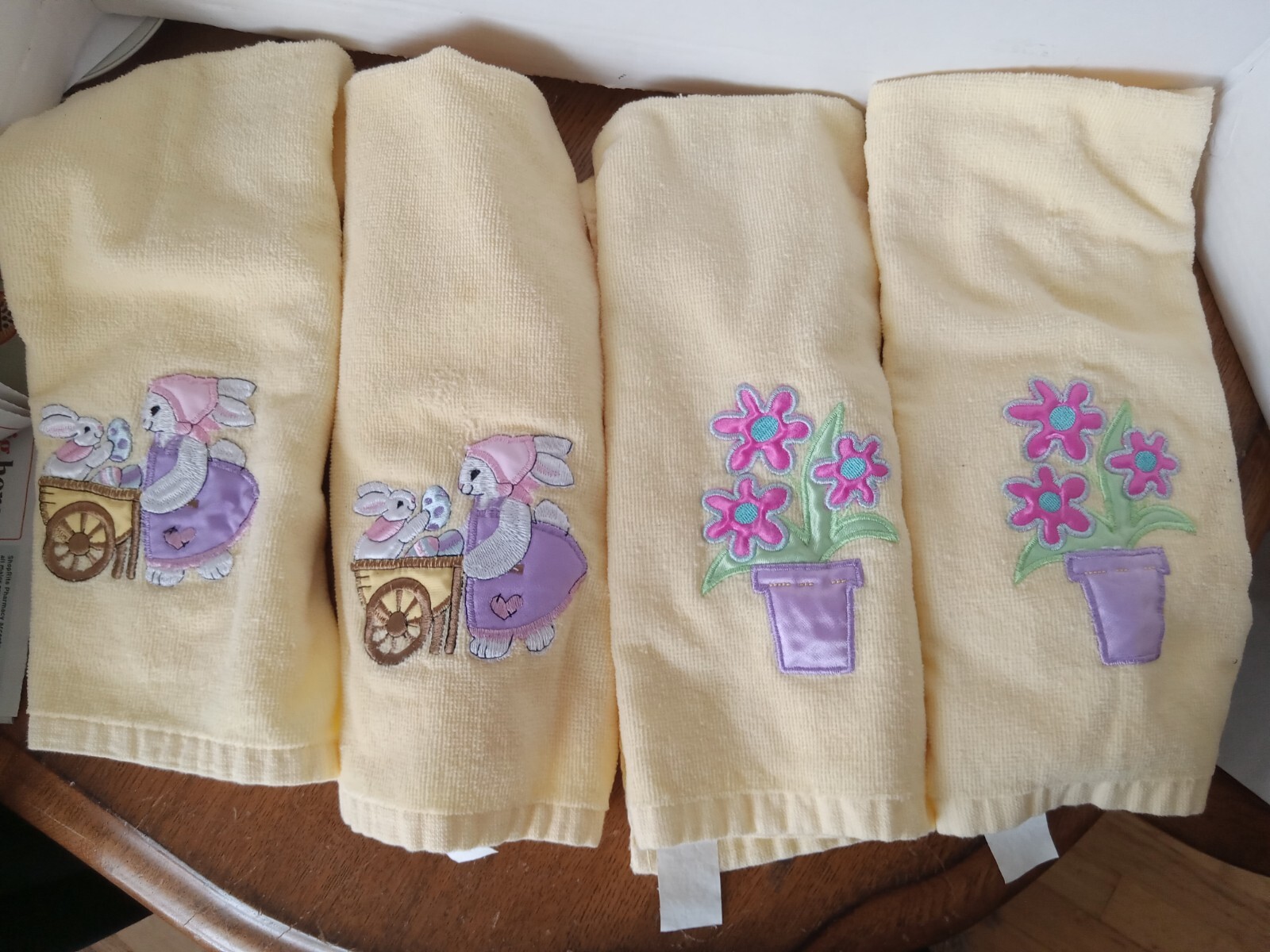 SET OF 4 YELLOW KITCHEN & TEA TOWELS BUNNIES AND FLOWERS