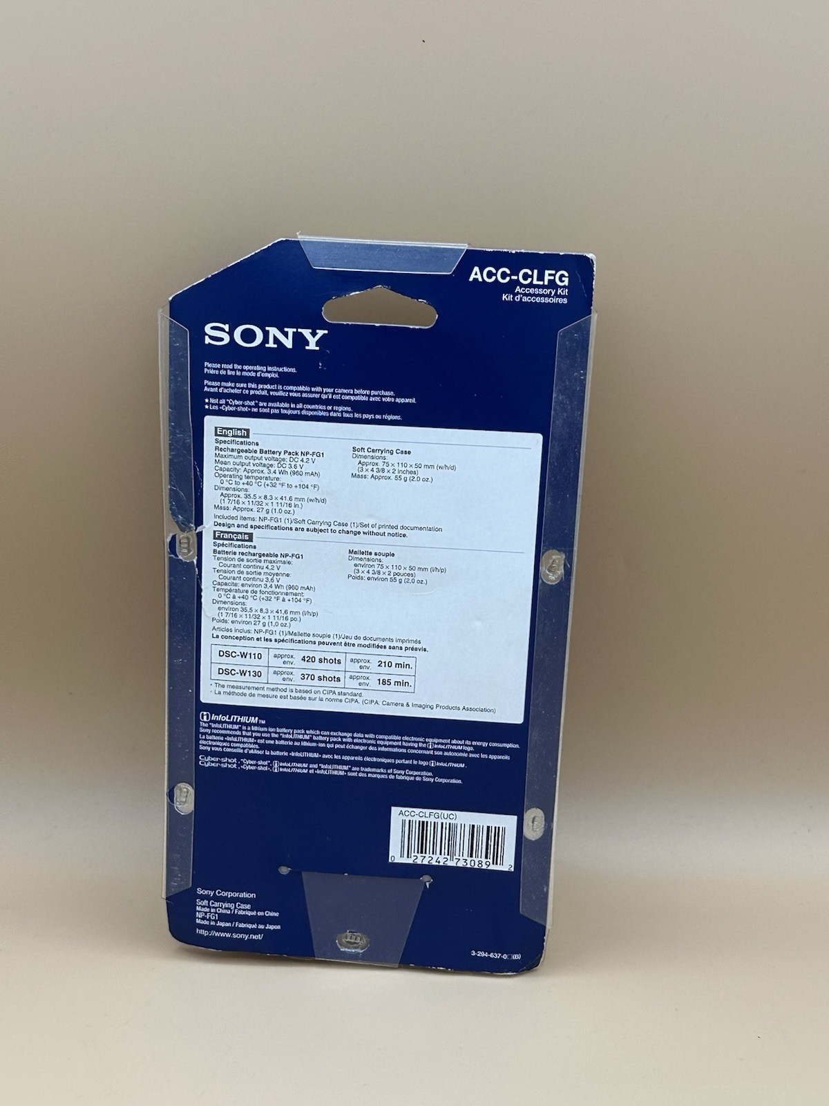 Sony ACC-CLFG Accessory Kit with NP-FG1 Type G Battery Pack and Case. Sealed