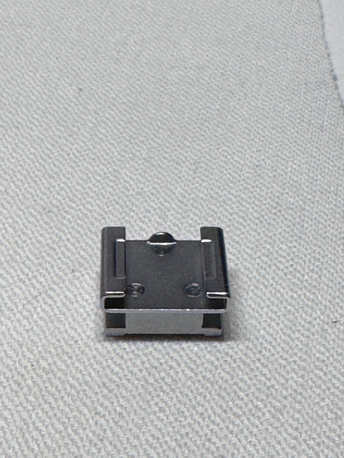 #30022-Leitz Leica Hot Shoe Extension ZIOOQ Adapter Flash Adapter