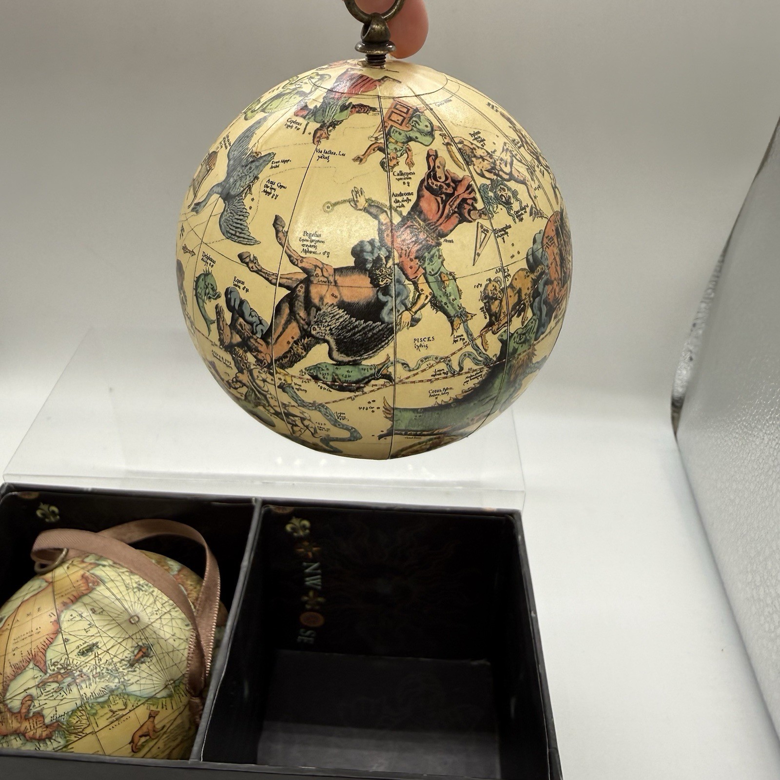 Authentic Models GL032 Earth & Heavens AD1551 Curiosities Maps Atlases Globes