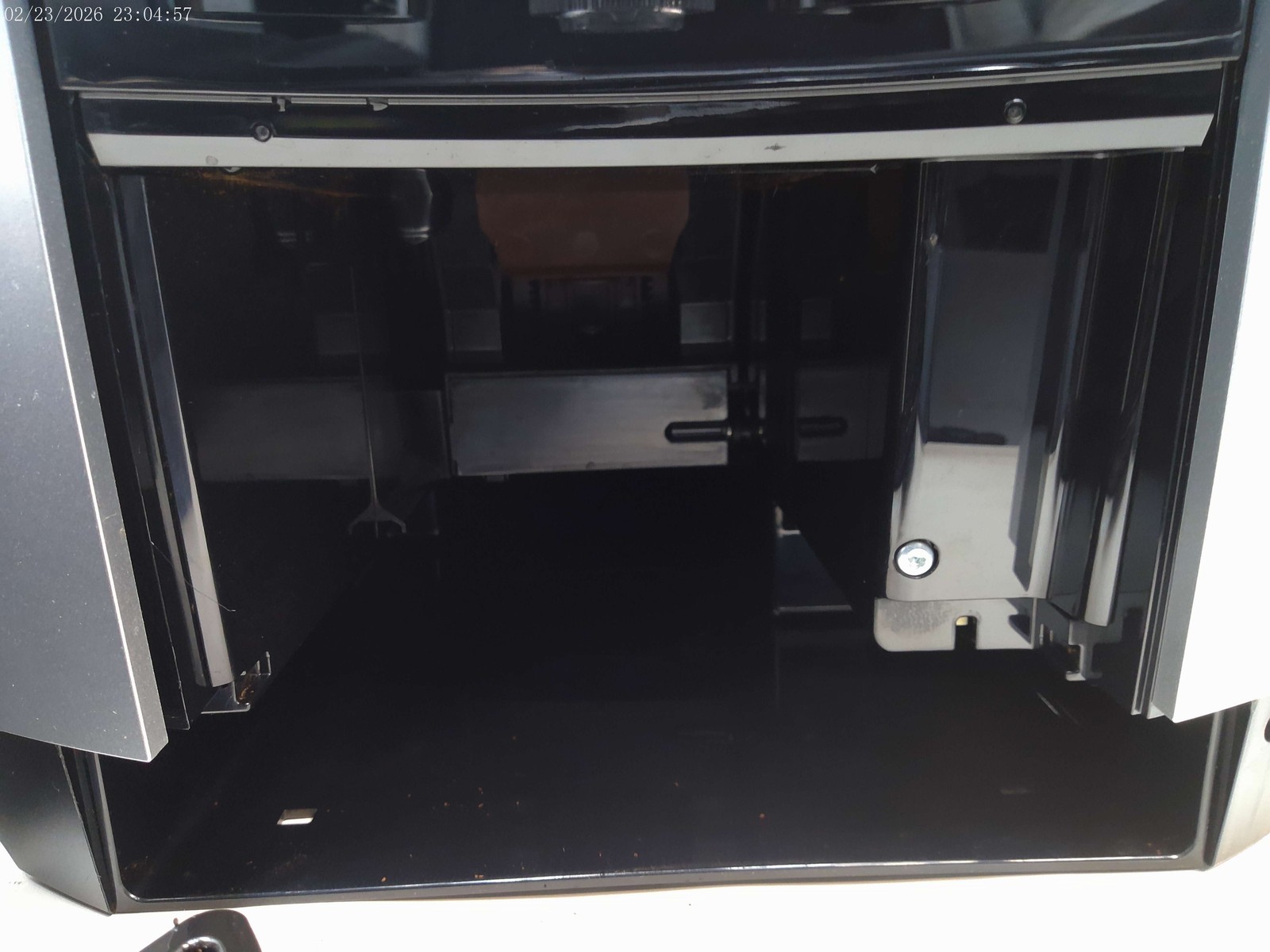 Jura E6 Superautomatic Espresso Machine (Platinum) - Used