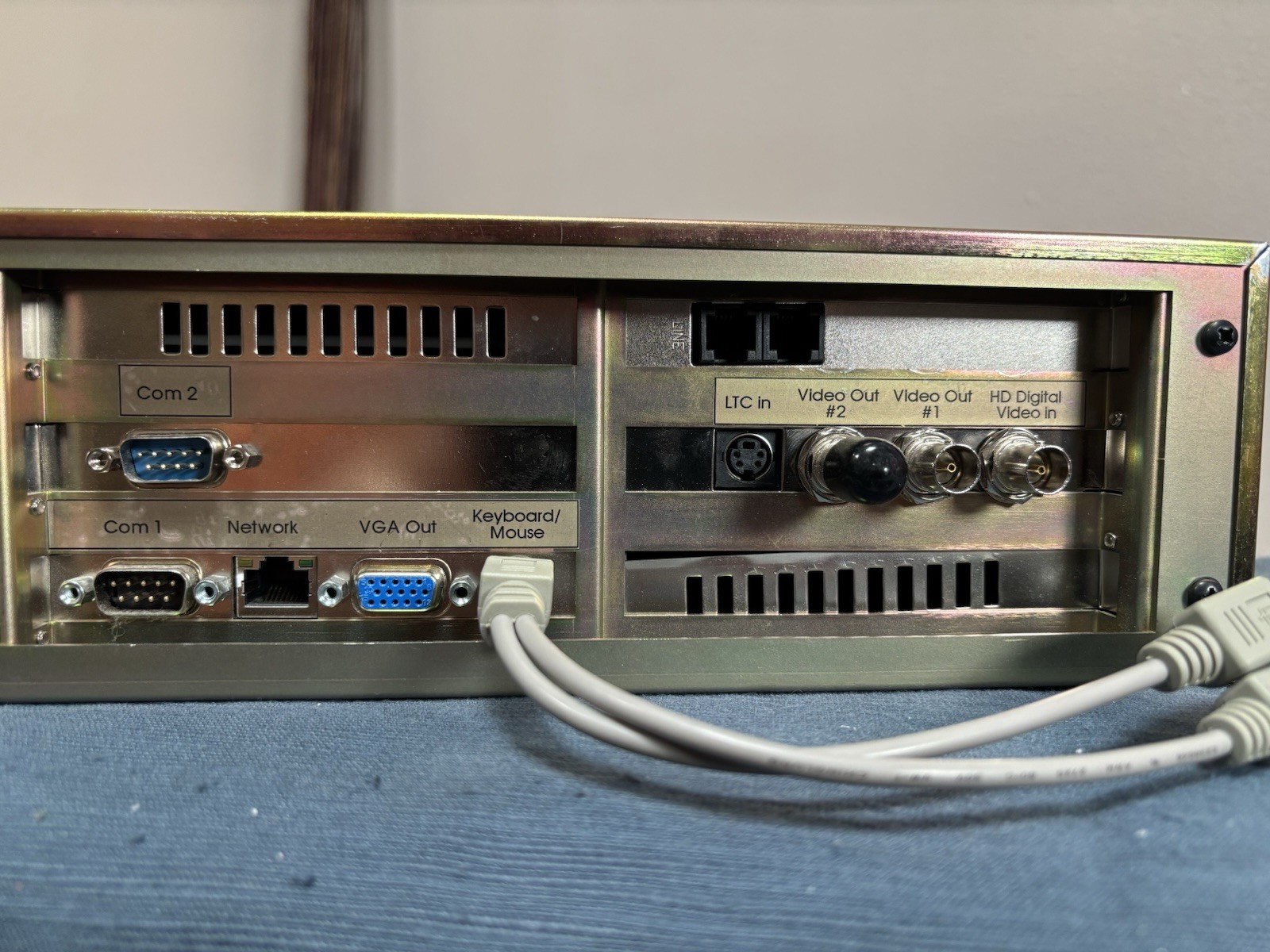 LINK Electronics HDE-3000 HD Encoder/Decoder Rack-Mountable, 1 Input, 2 Outputs