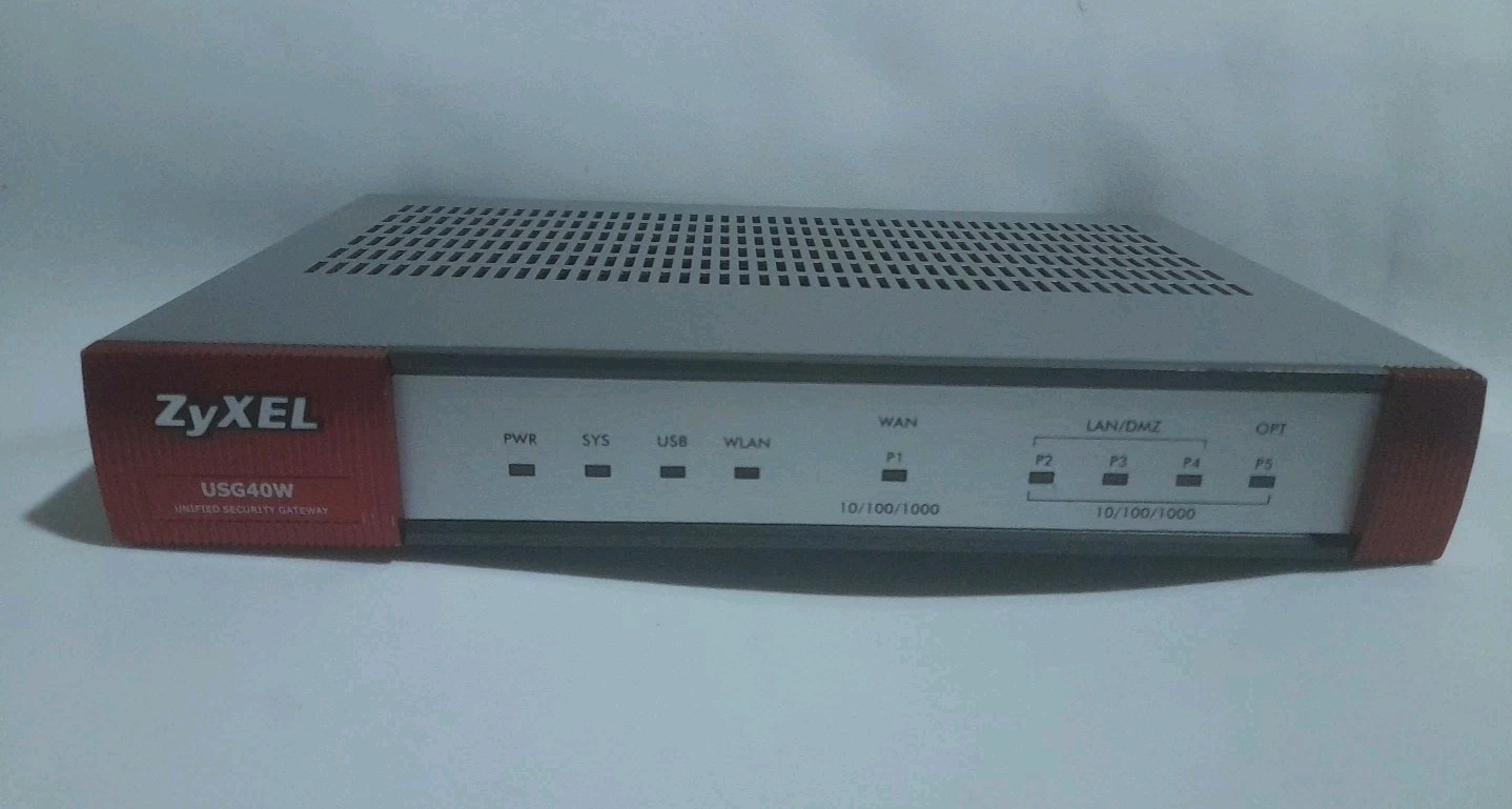 Zyxel USG40W Unified Security Gateway – UTM Firewall & WiFi Router