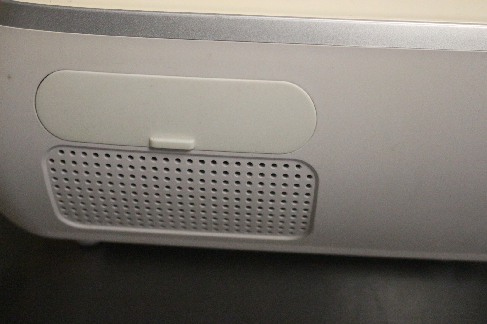 Top Tro Projector